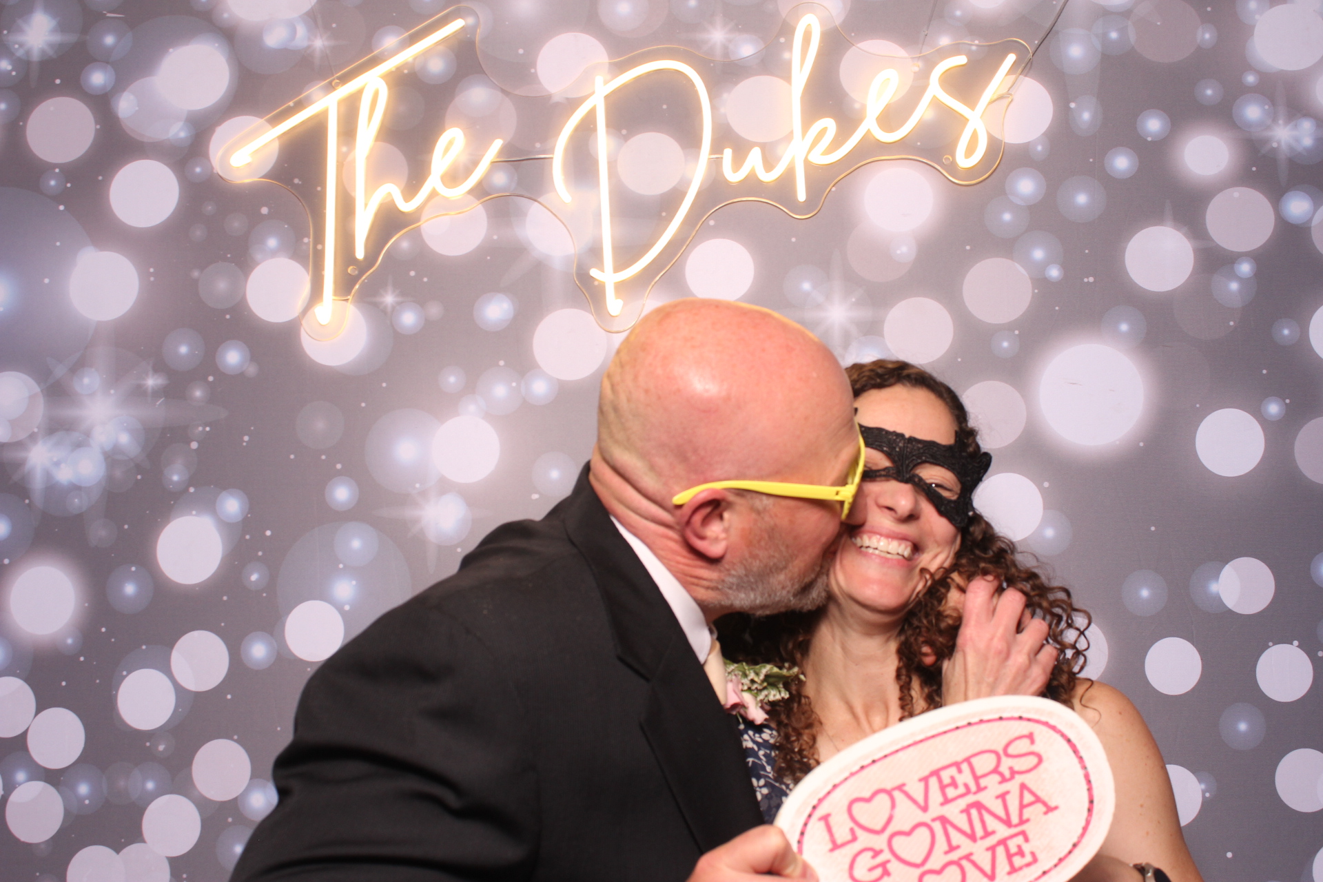 Jenna & Zack Reception | View more photos from the event at gallery.photoboothcincy.com/u/PhotoBoothCincy/Jenna-Zack-Reception