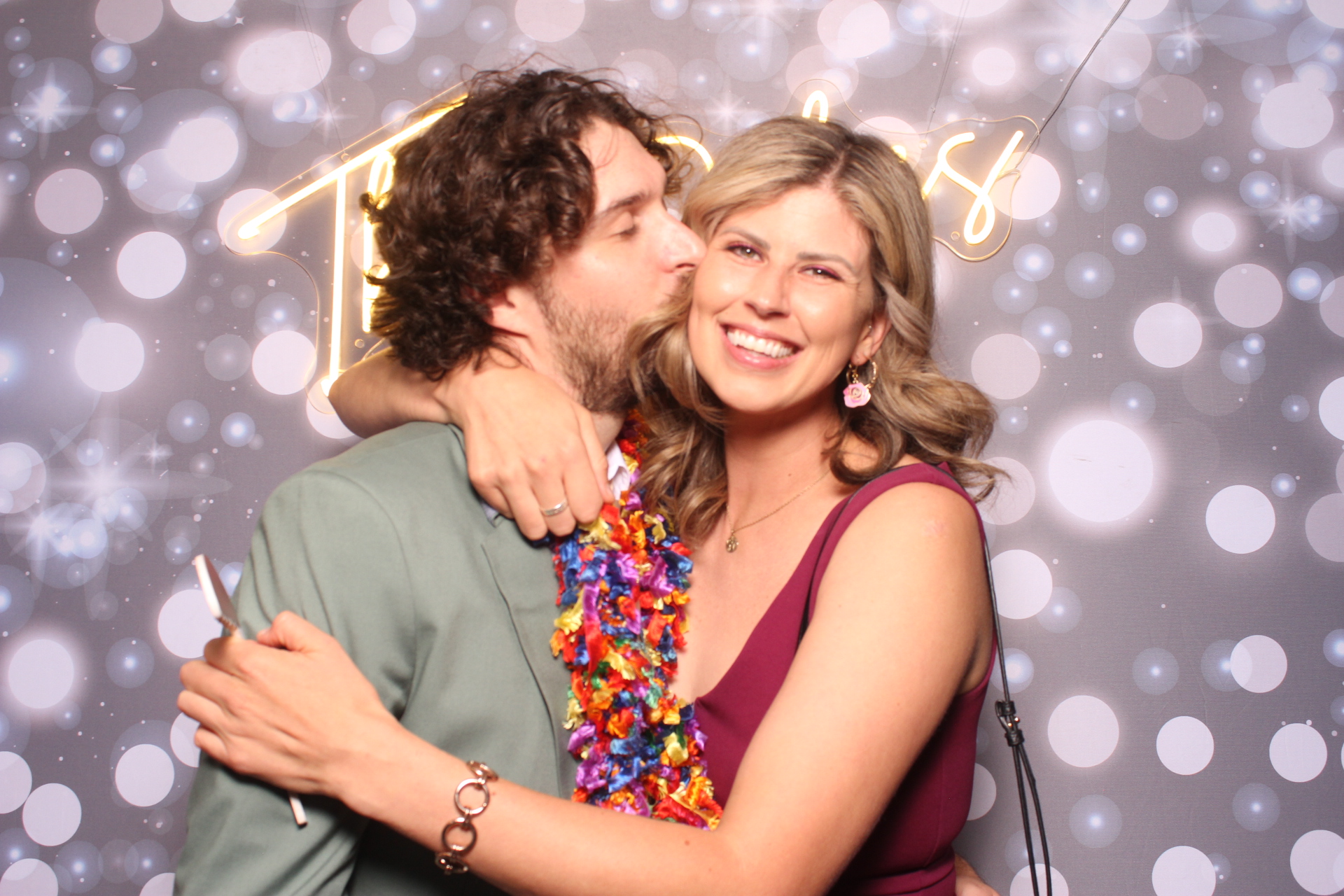 Jenna & Zack Reception | View more photos from the event at gallery.photoboothcincy.com/u/PhotoBoothCincy/Jenna-Zack-Reception
