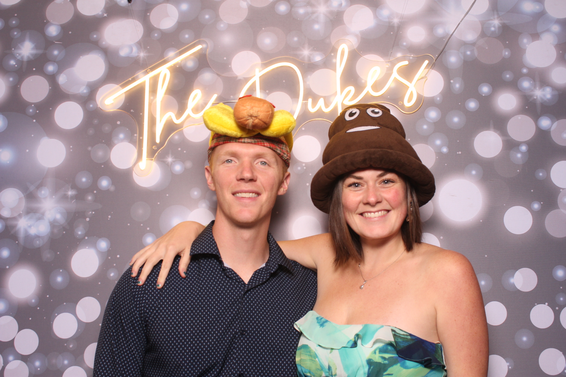 Jenna & Zack Reception | View more photos from the event at gallery.photoboothcincy.com/u/PhotoBoothCincy/Jenna-Zack-Reception