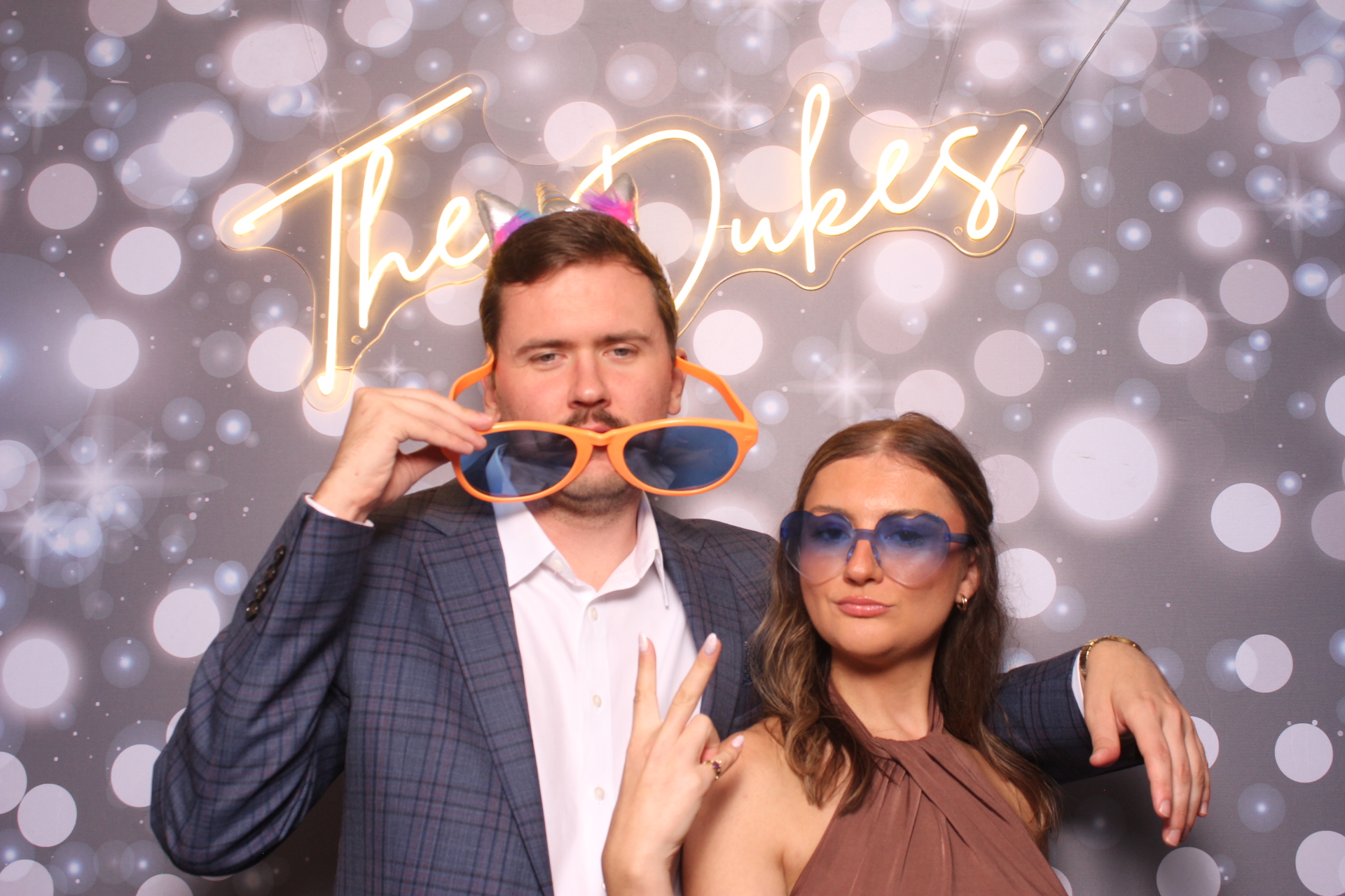 Jenna & Zack Reception | View more photos from the event at gallery.photoboothcincy.com/u/PhotoBoothCincy/Jenna-Zack-Reception
