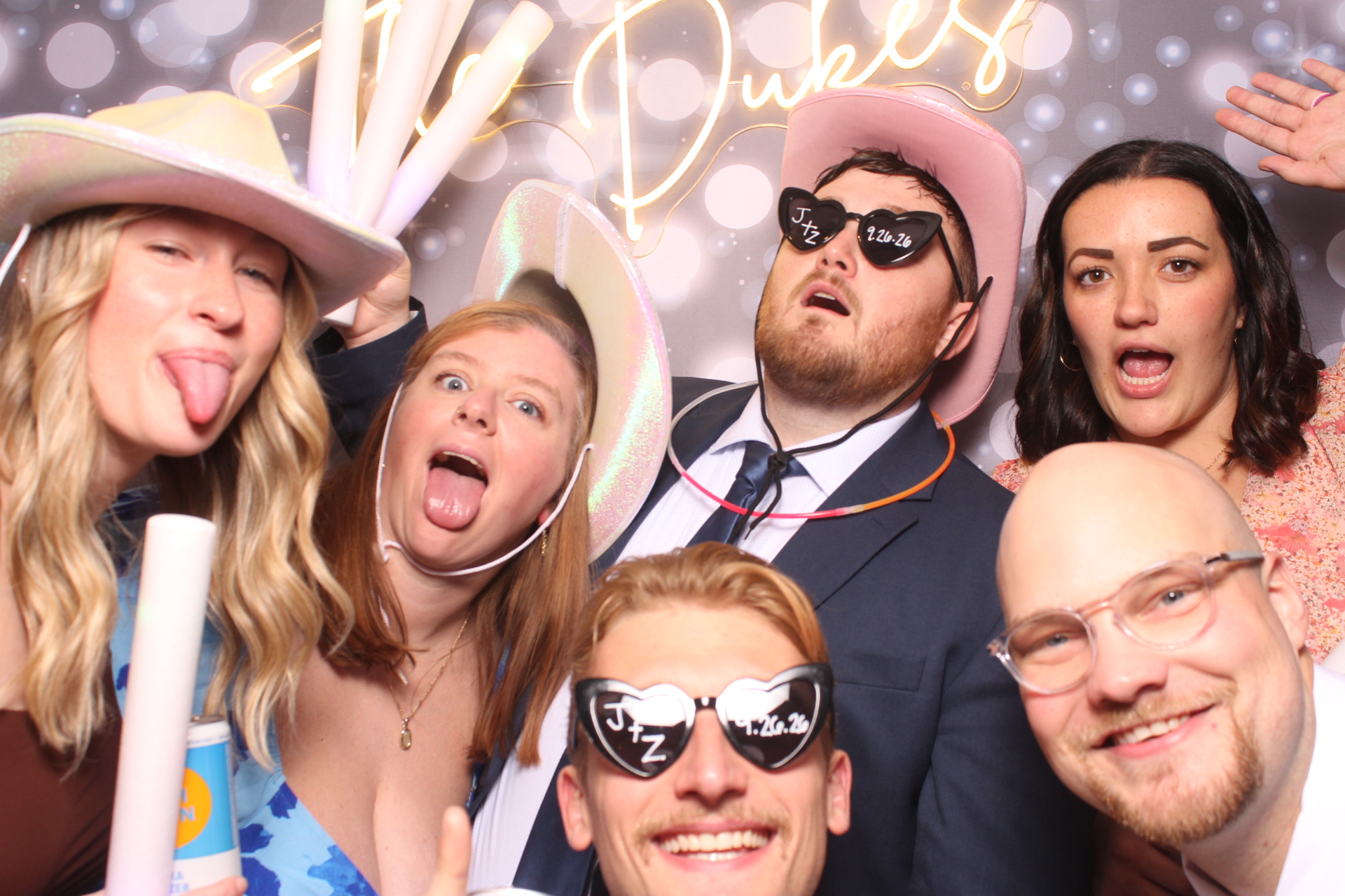 Jenna & Zack Reception | View more photos from the event at gallery.photoboothcincy.com/u/PhotoBoothCincy/Jenna-Zack-Reception
