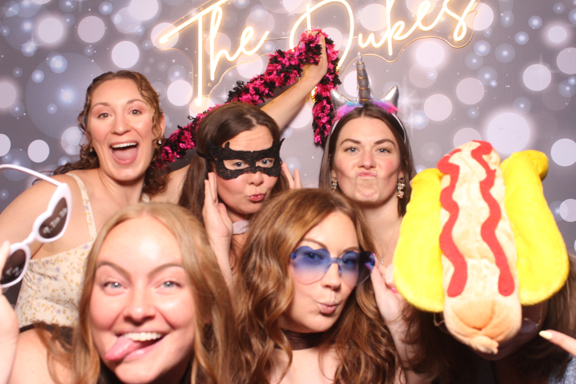 Jenna & Zack Reception | View more photos from the event at gallery.photoboothcincy.com/u/PhotoBoothCincy/Jenna-Zack-Reception