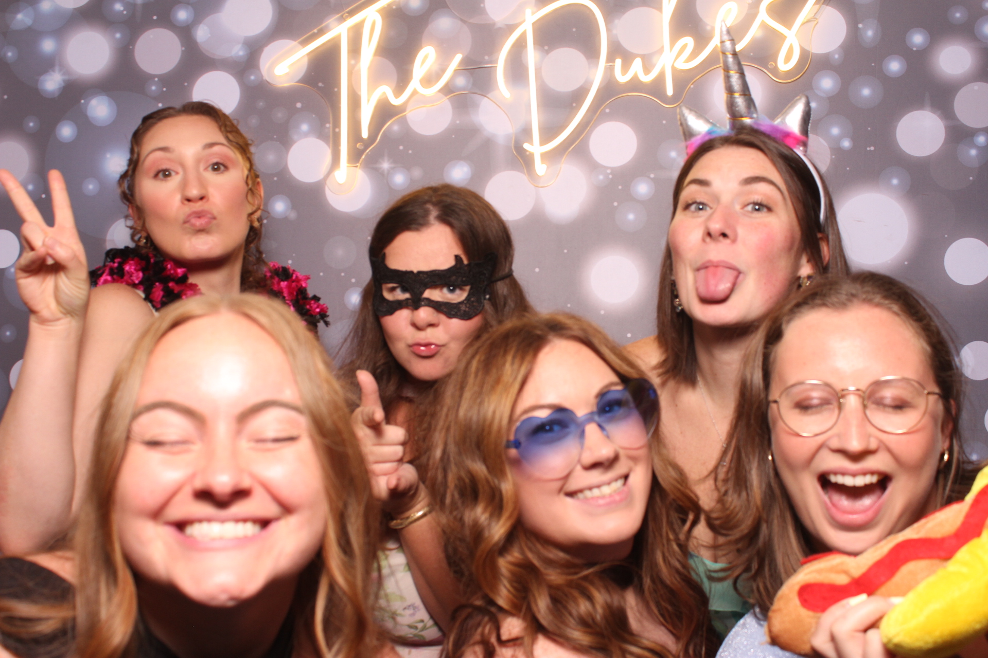 Jenna & Zack Reception | View more photos from the event at gallery.photoboothcincy.com/u/PhotoBoothCincy/Jenna-Zack-Reception