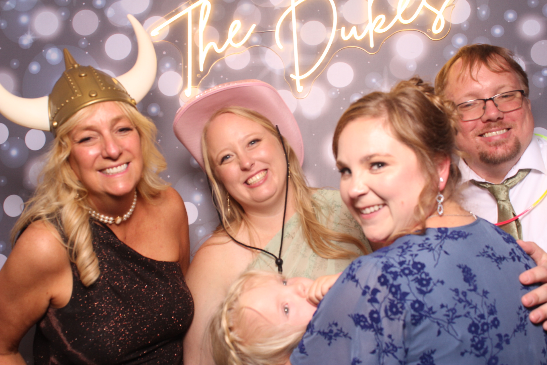 Jenna & Zack Reception | View more photos from the event at gallery.photoboothcincy.com/u/PhotoBoothCincy/Jenna-Zack-Reception