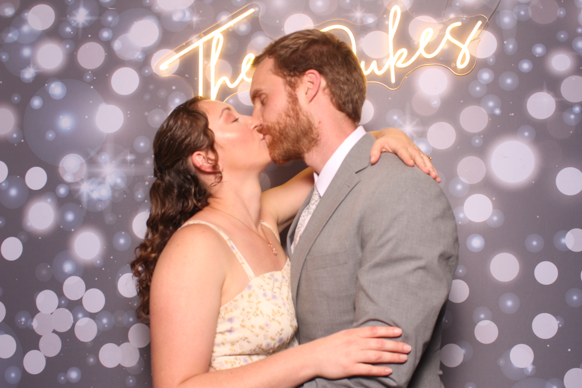 Jenna & Zack Reception | View more photos from the event at gallery.photoboothcincy.com/u/PhotoBoothCincy/Jenna-Zack-Reception
