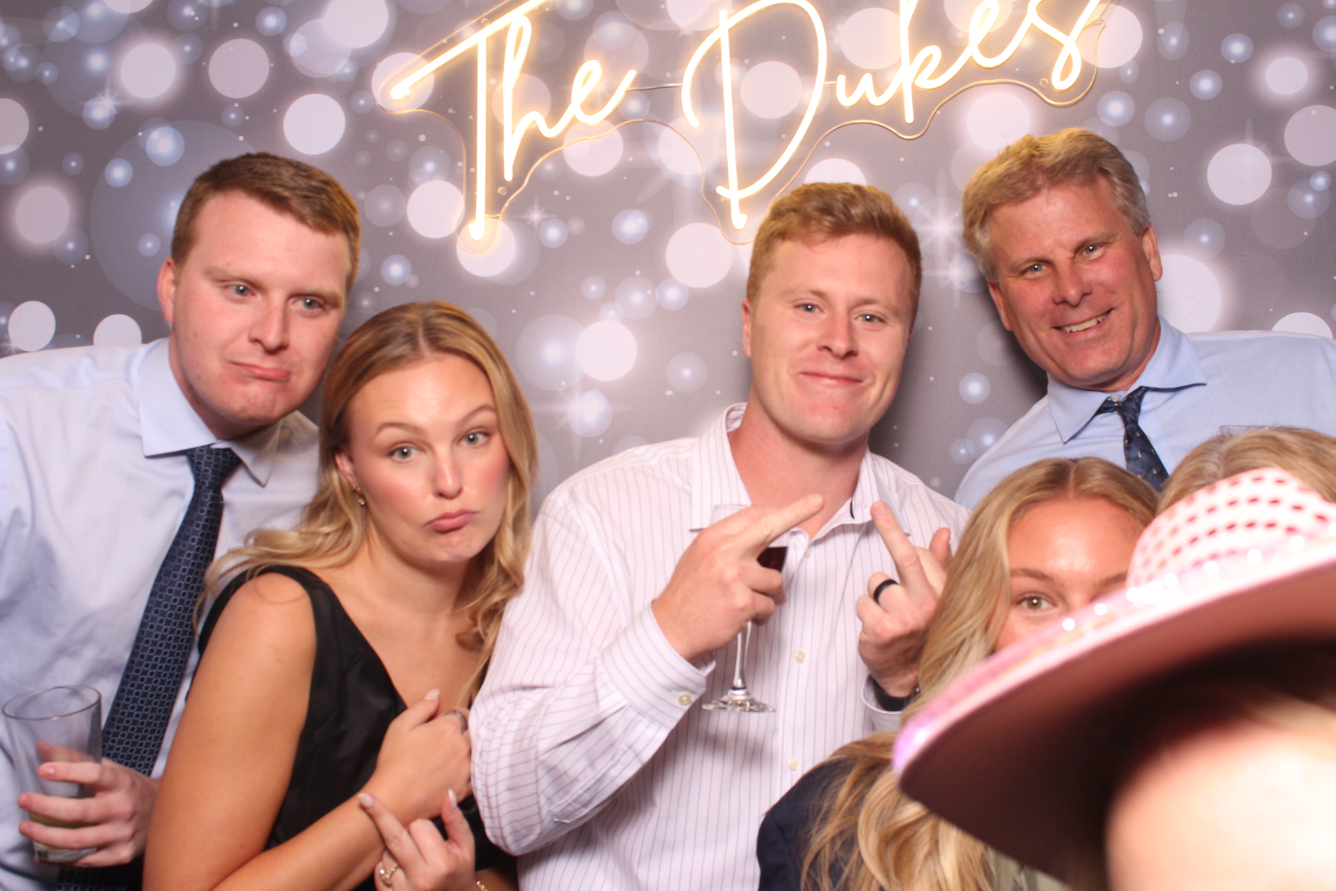 Jenna & Zack Reception | View more photos from the event at gallery.photoboothcincy.com/u/PhotoBoothCincy/Jenna-Zack-Reception