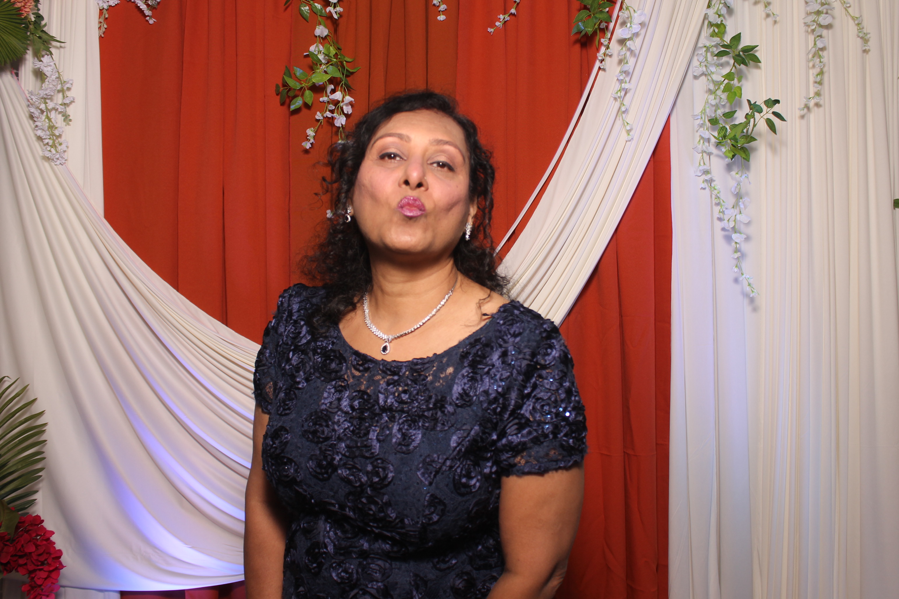 Jessica & Rudra Wedding | View more photos from the event at gallery.photoboothcincy.com/u/PhotoBoothCincy/Jessica-Rudra-Wedding