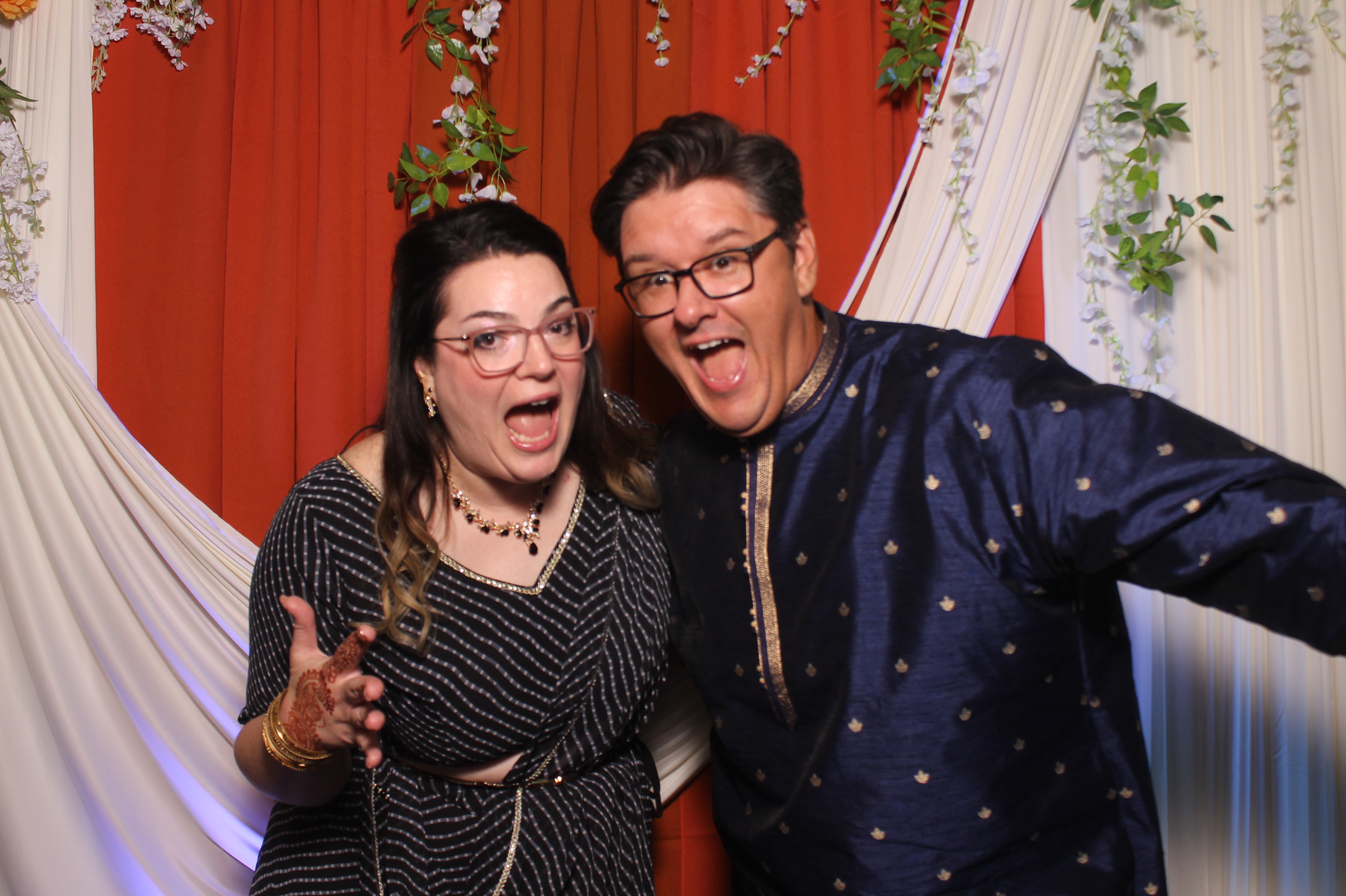 Jessica & Rudra Wedding | View more photos from the event at gallery.photoboothcincy.com/u/PhotoBoothCincy/Jessica-Rudra-Wedding