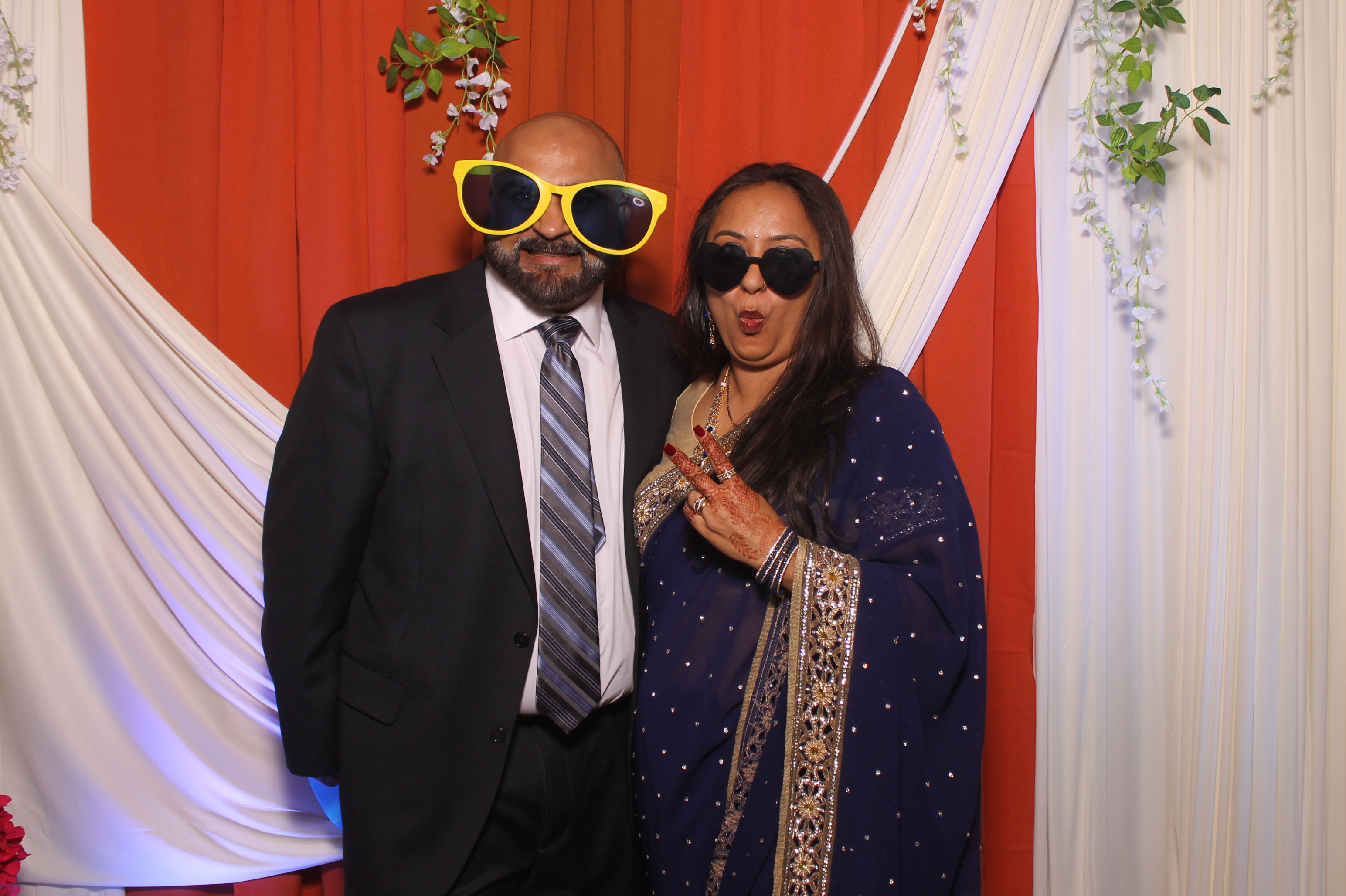 Jessica & Rudra Wedding | View more photos from the event at gallery.photoboothcincy.com/u/PhotoBoothCincy/Jessica-Rudra-Wedding