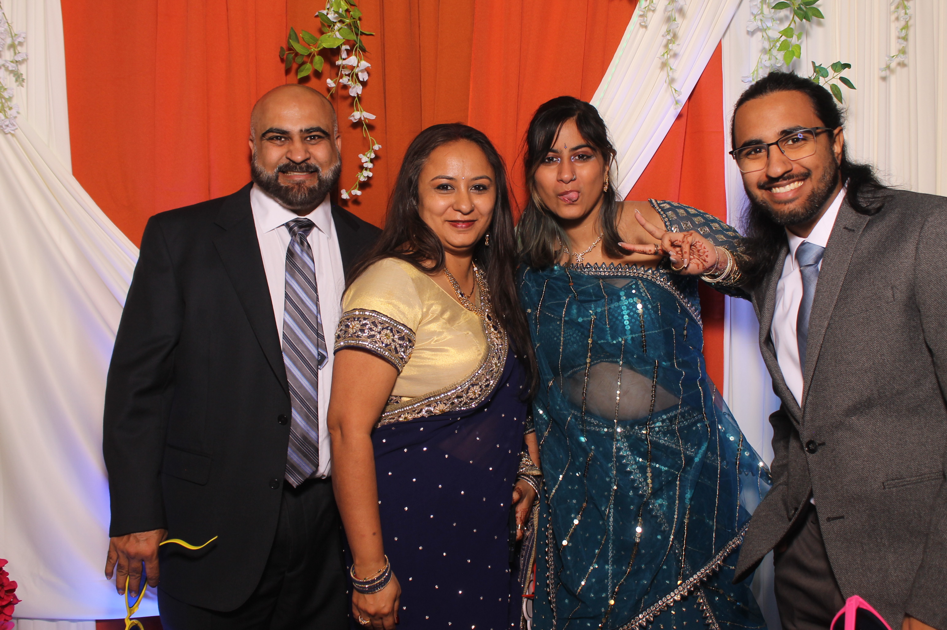 Jessica & Rudra Wedding | View more photos from the event at gallery.photoboothcincy.com/u/PhotoBoothCincy/Jessica-Rudra-Wedding