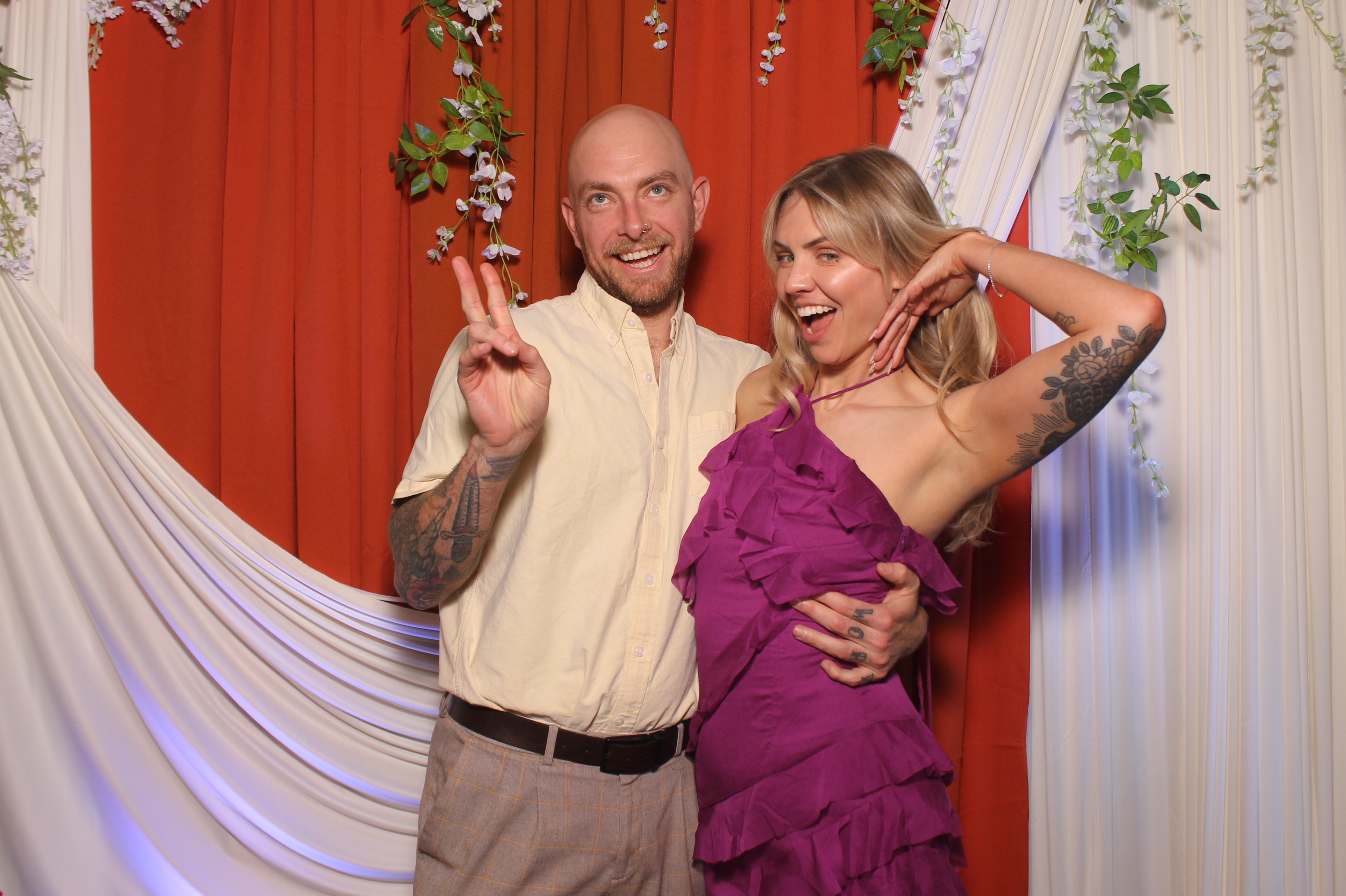 Jessica & Rudra Wedding | View more photos from the event at gallery.photoboothcincy.com/u/PhotoBoothCincy/Jessica-Rudra-Wedding