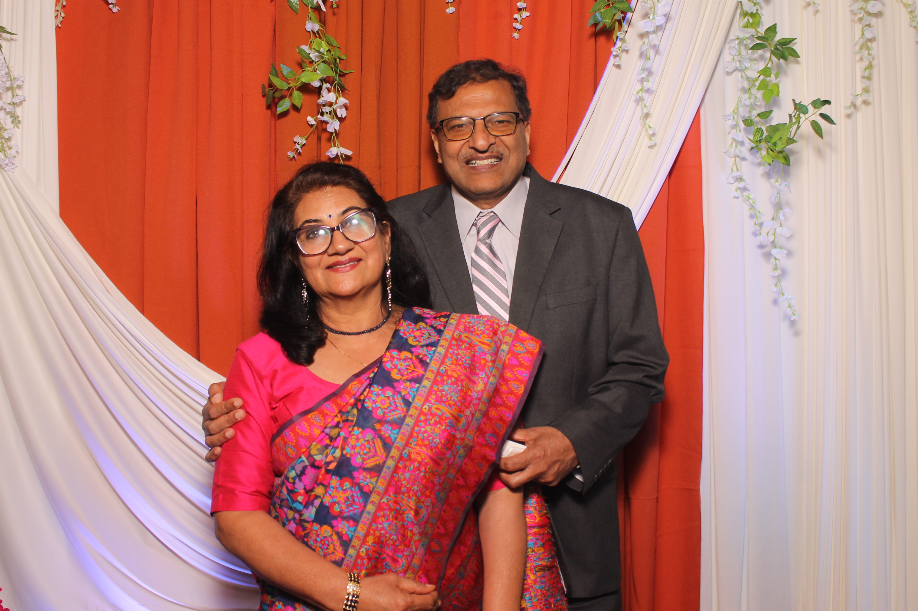 Jessica & Rudra Wedding | View more photos from the event at gallery.photoboothcincy.com/u/PhotoBoothCincy/Jessica-Rudra-Wedding