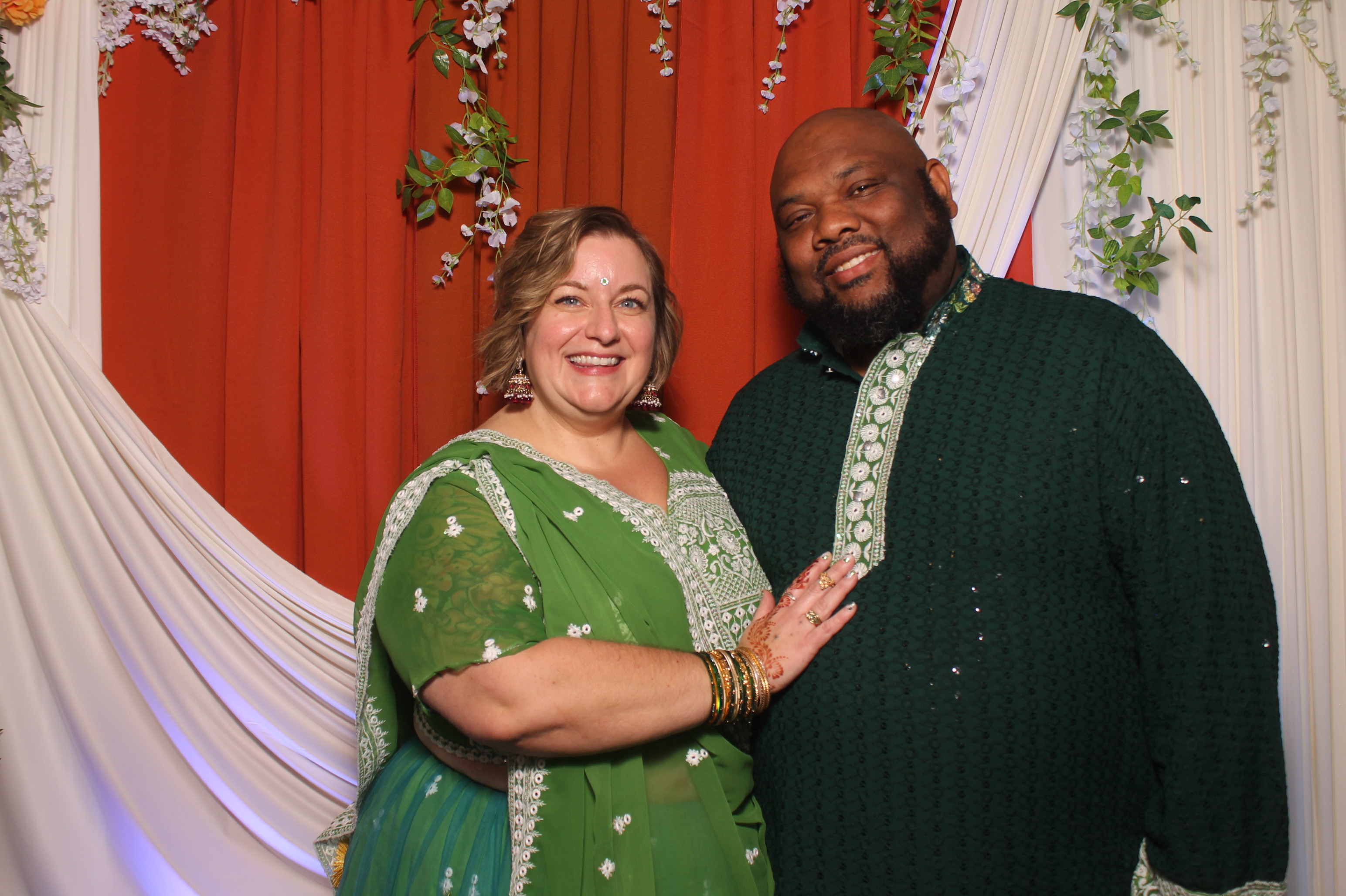 Jessica & Rudra Wedding | View more photos from the event at gallery.photoboothcincy.com/u/PhotoBoothCincy/Jessica-Rudra-Wedding