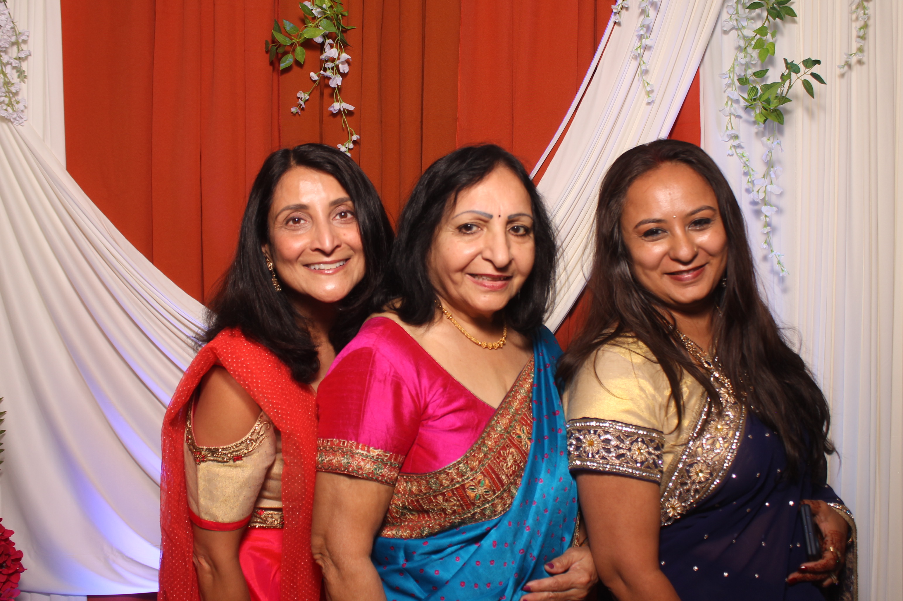 Jessica & Rudra Wedding | View more photos from the event at gallery.photoboothcincy.com/u/PhotoBoothCincy/Jessica-Rudra-Wedding