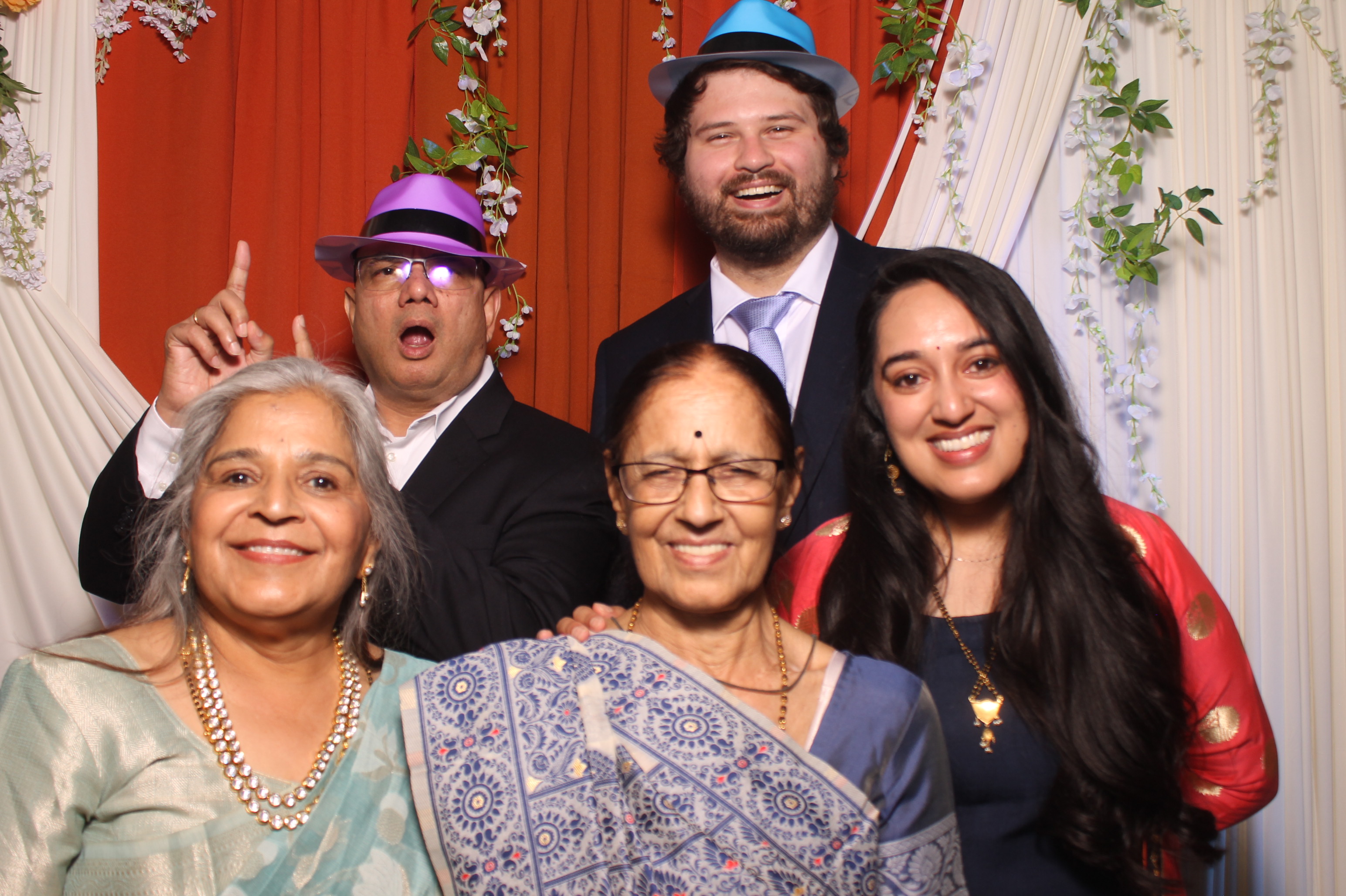 Jessica & Rudra Wedding | View more photos from the event at gallery.photoboothcincy.com/u/PhotoBoothCincy/Jessica-Rudra-Wedding