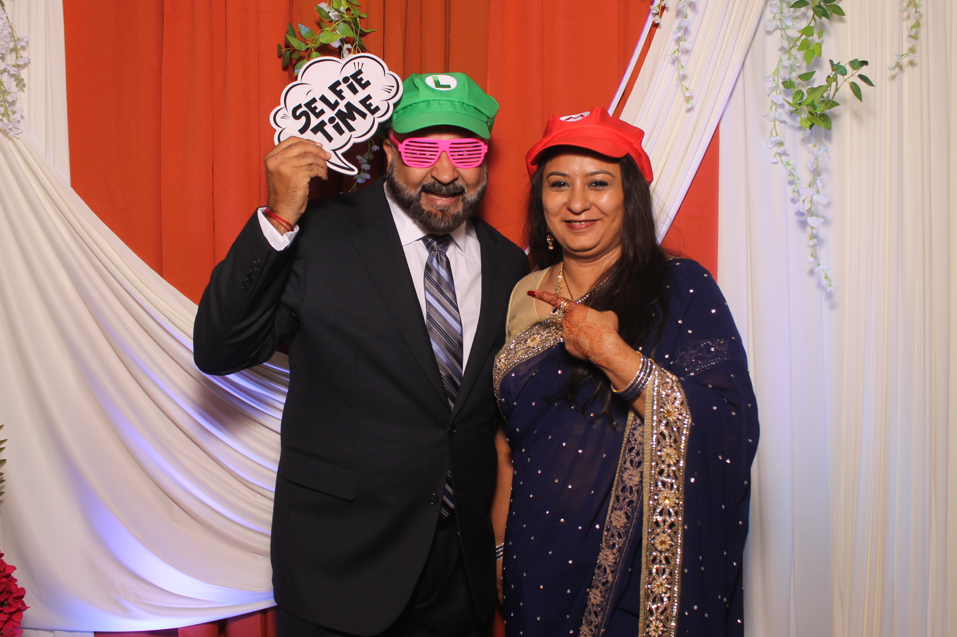 Jessica & Rudra Wedding | View more photos from the event at gallery.photoboothcincy.com/u/PhotoBoothCincy/Jessica-Rudra-Wedding