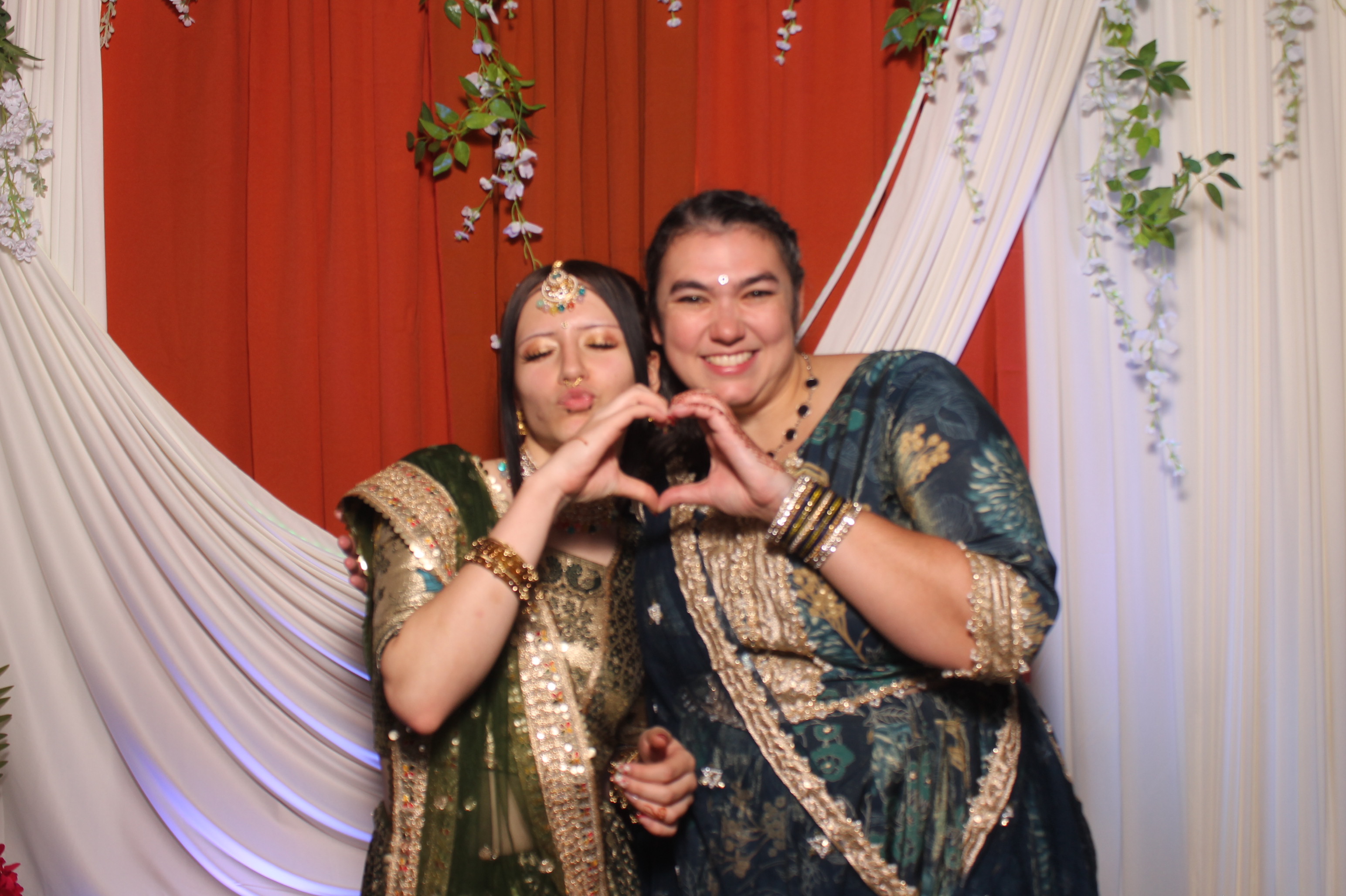Jessica & Rudra Wedding | View more photos from the event at gallery.photoboothcincy.com/u/PhotoBoothCincy/Jessica-Rudra-Wedding