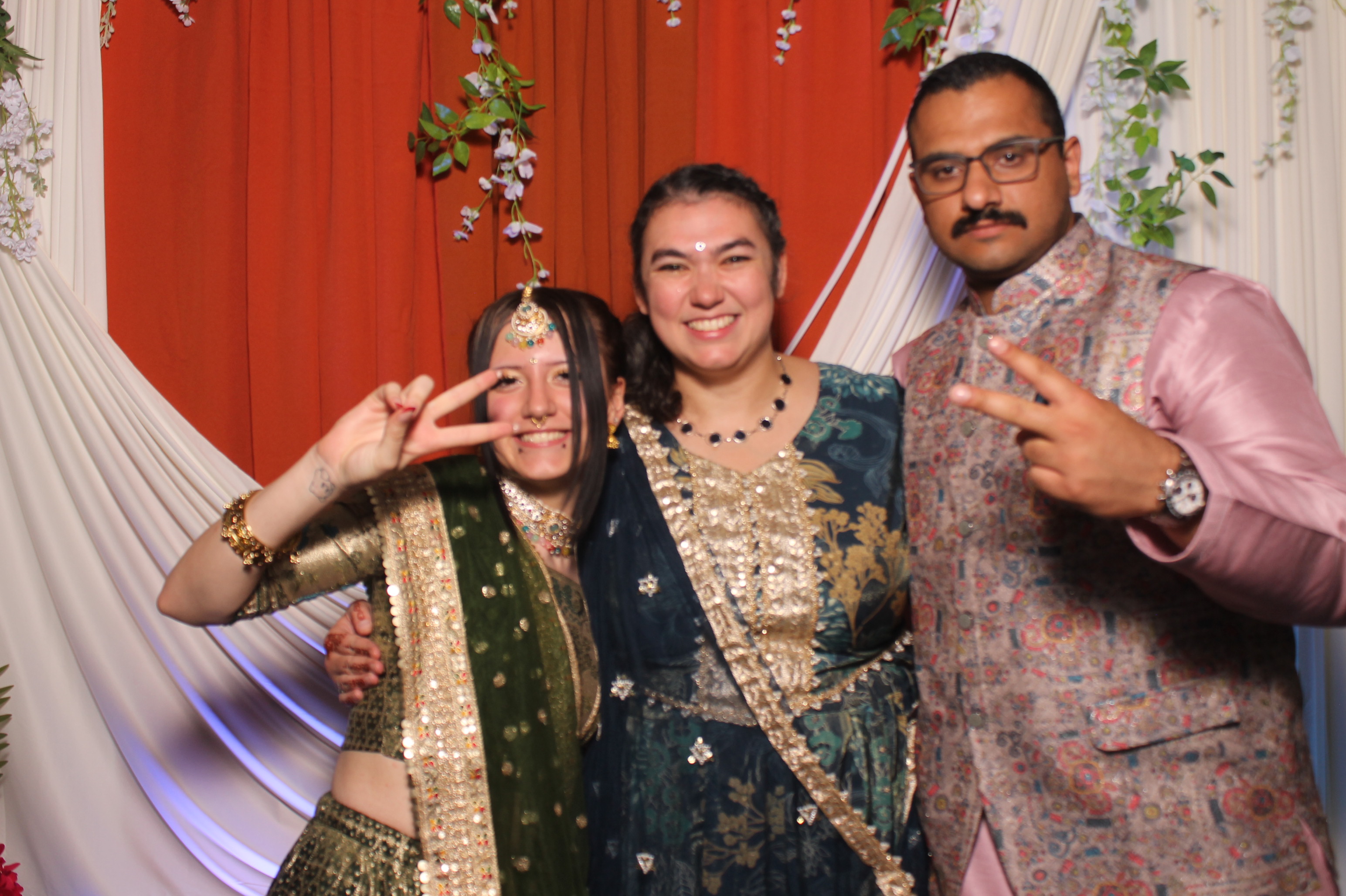 Jessica & Rudra Wedding | View more photos from the event at gallery.photoboothcincy.com/u/PhotoBoothCincy/Jessica-Rudra-Wedding