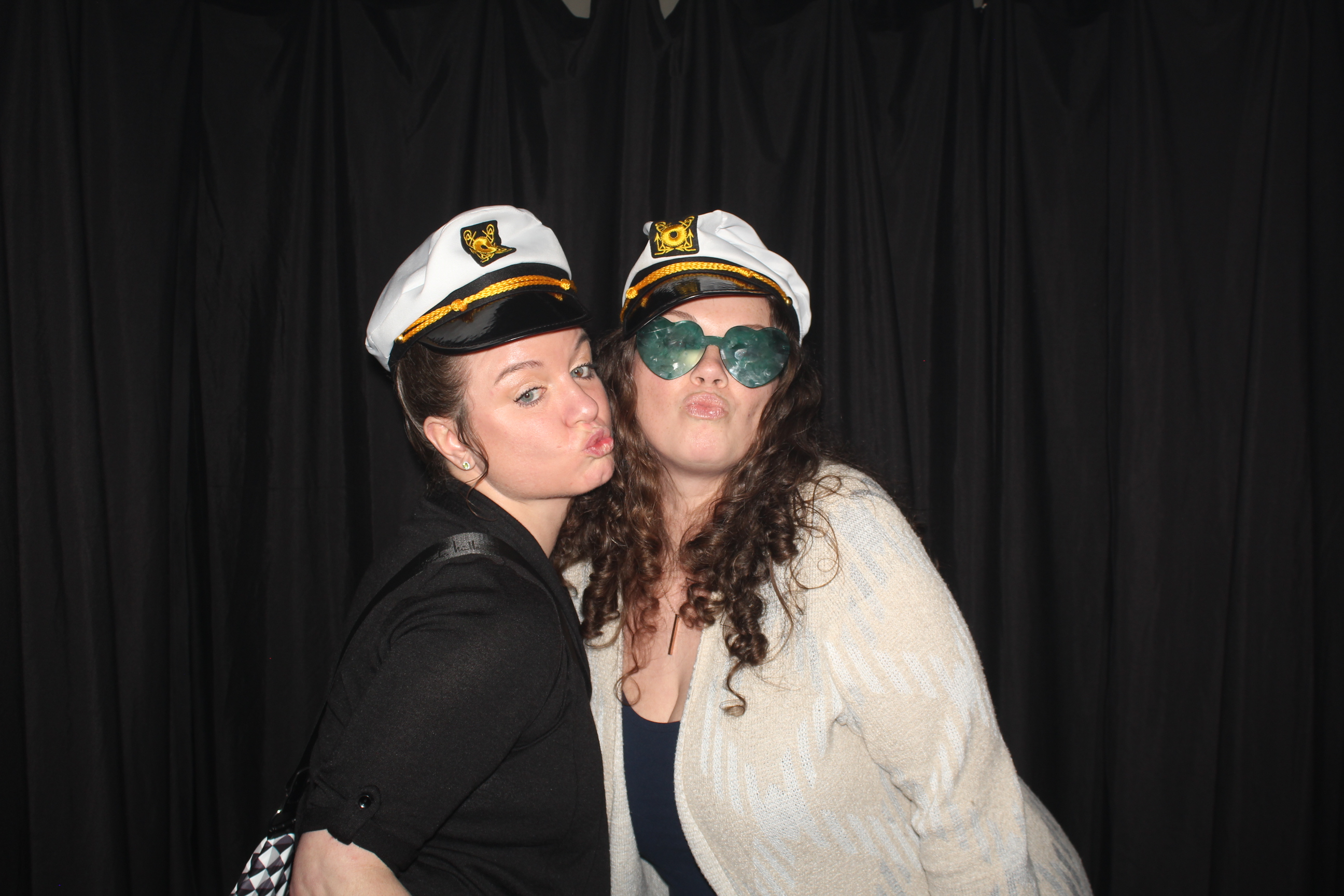 Jess's 40th Surprise Party!! | View more photos from the event at gallery.photoboothcincy.com/u/PhotoBoothCincy/Jesss-40th-Surprise-Party