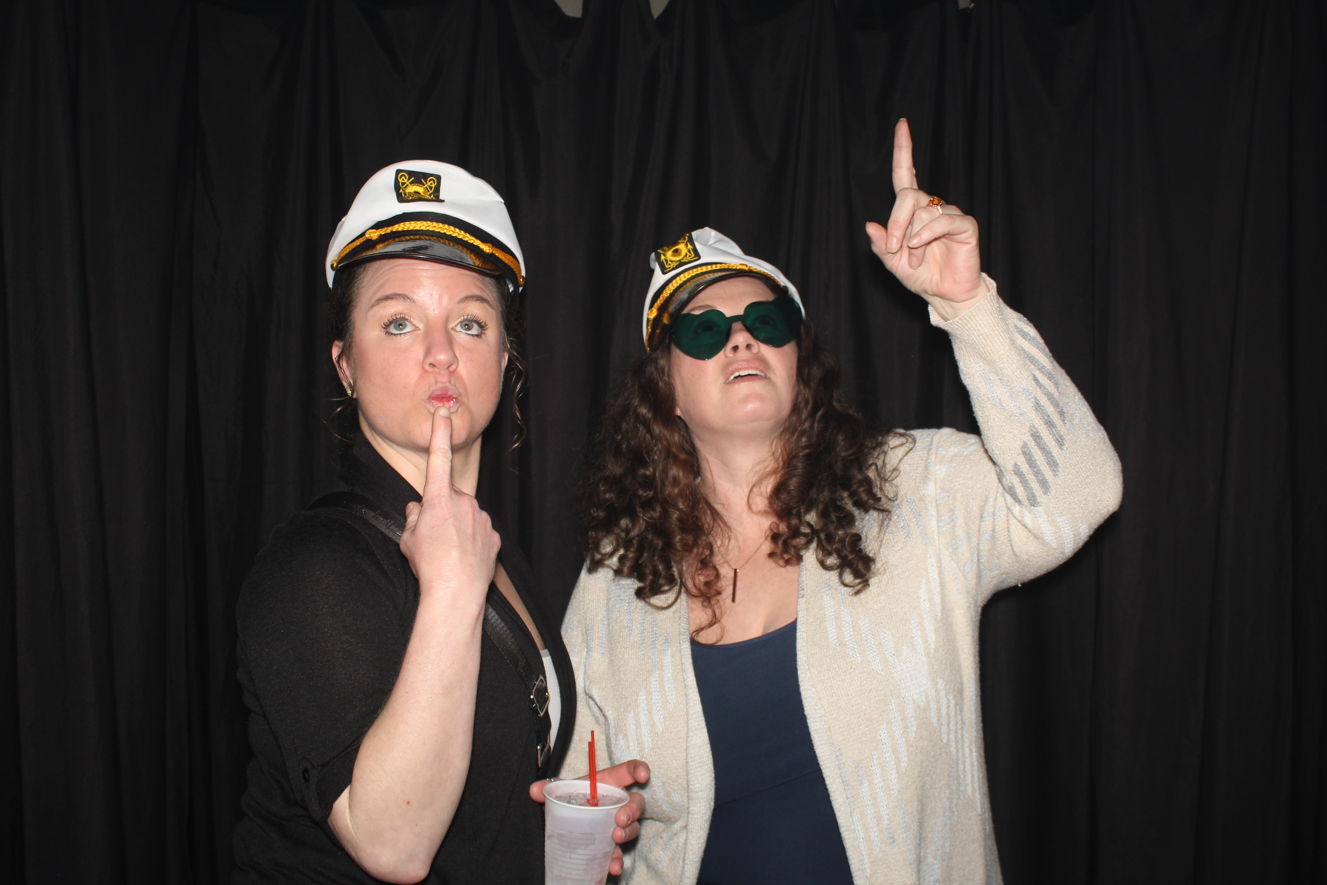 Jess's 40th Surprise Party!! | View more photos from the event at gallery.photoboothcincy.com/u/PhotoBoothCincy/Jesss-40th-Surprise-Party