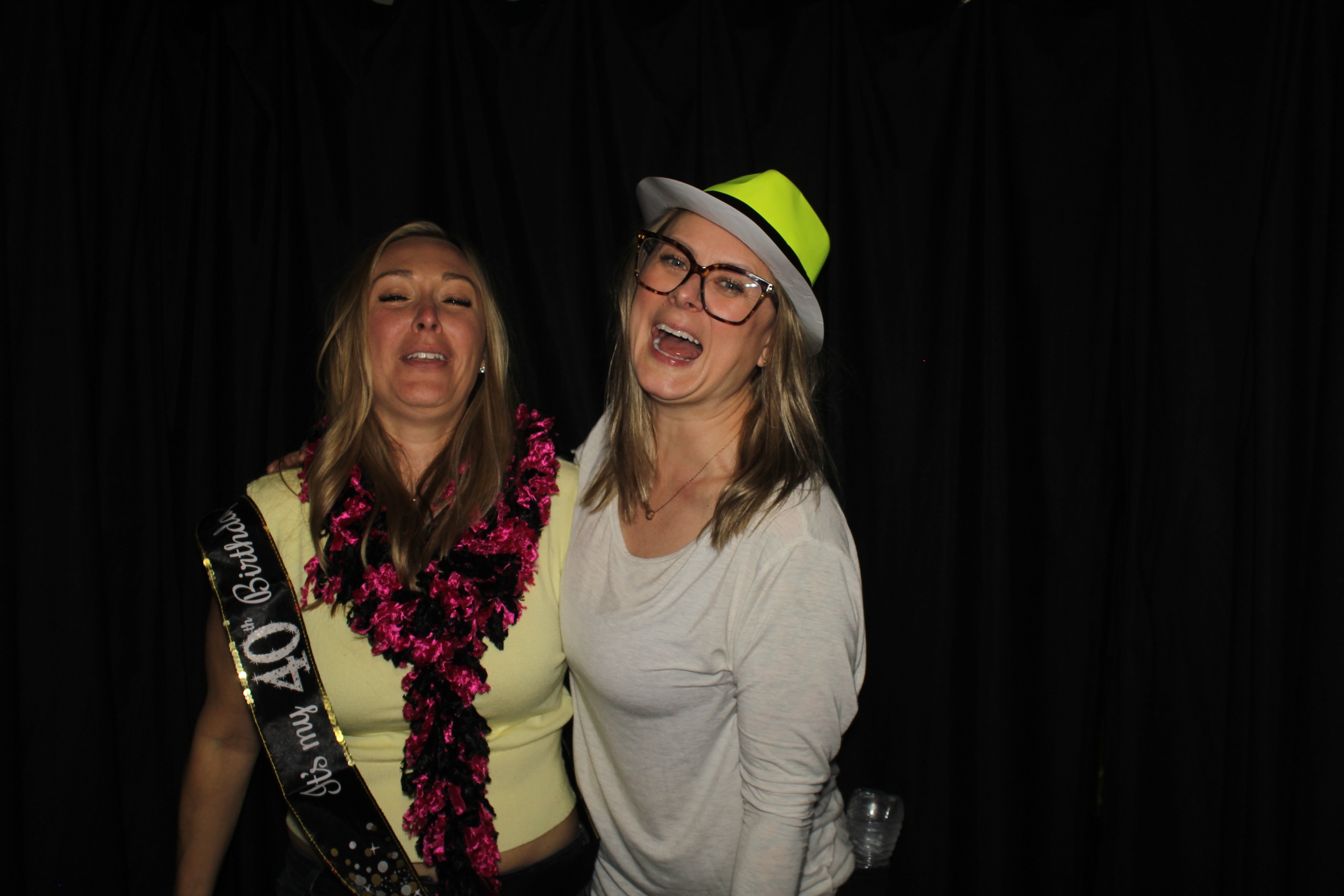 Jess's 40th Surprise Party!! | View more photos from the event at gallery.photoboothcincy.com/u/PhotoBoothCincy/Jesss-40th-Surprise-Party