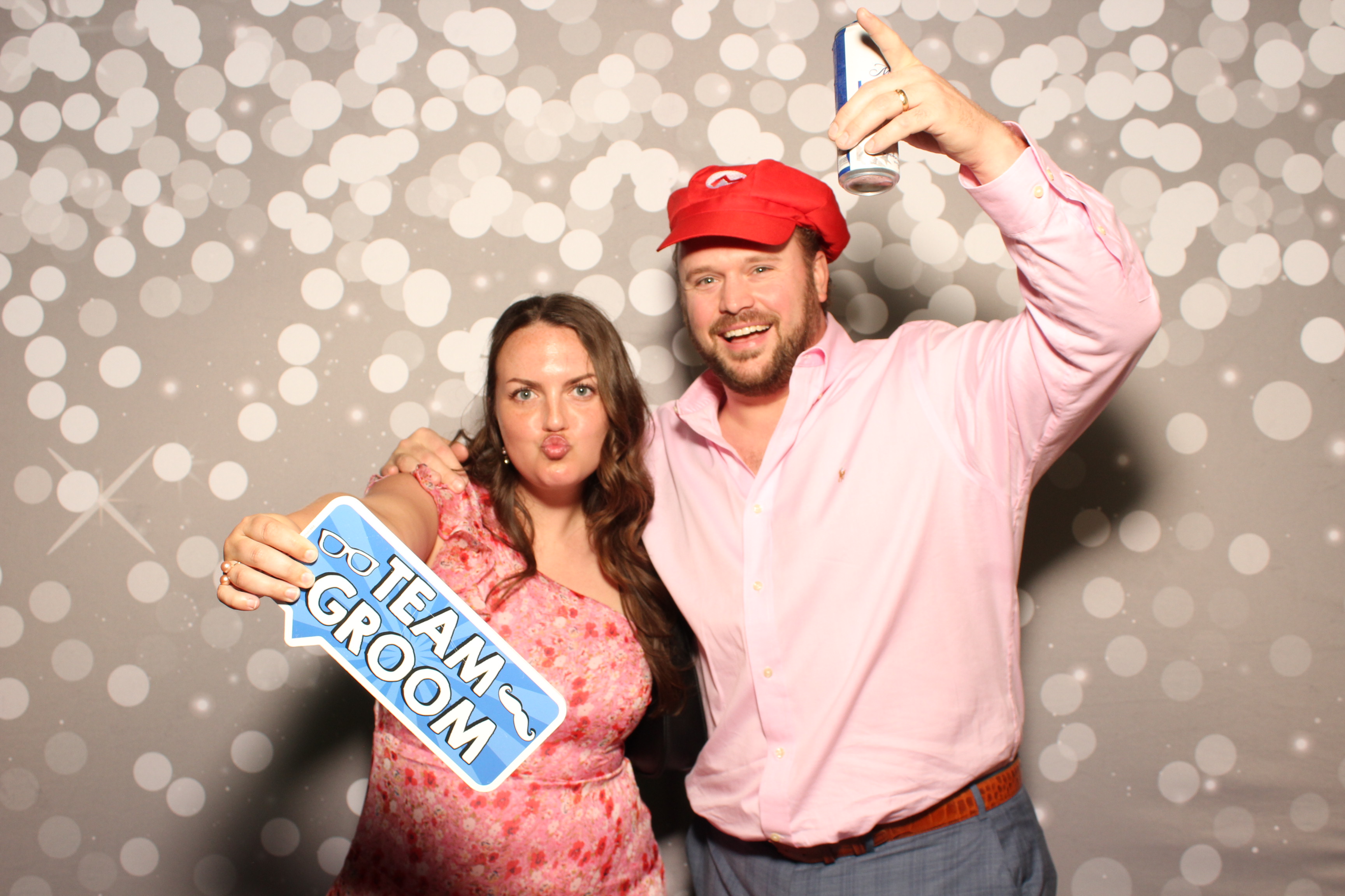 Joe & Grace | View more photos from the event at gallery.photoboothcincy.com/u/PhotoBoothCincy/Joe-Grace