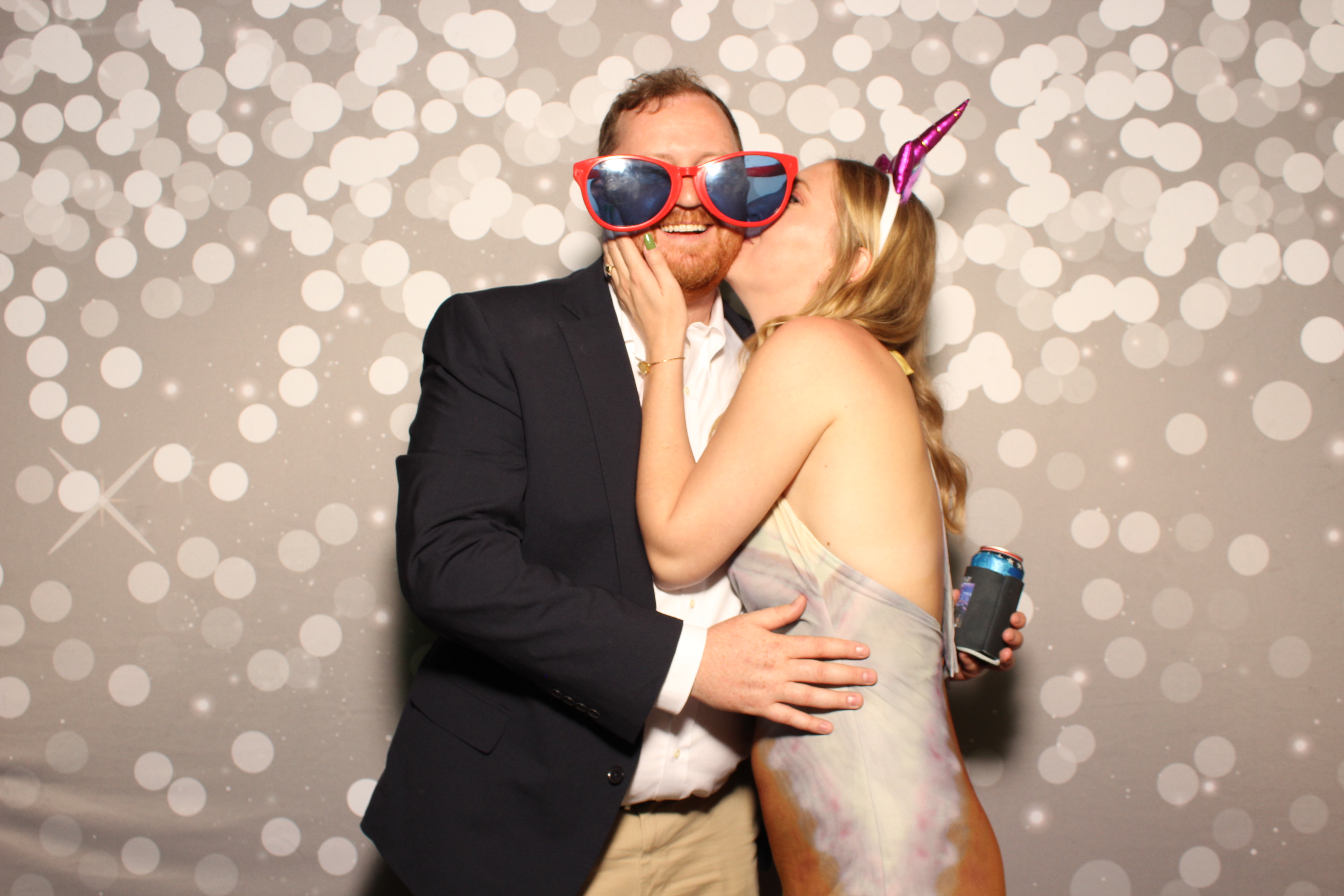 Joe & Grace | View more photos from the event at gallery.photoboothcincy.com/u/PhotoBoothCincy/Joe-Grace