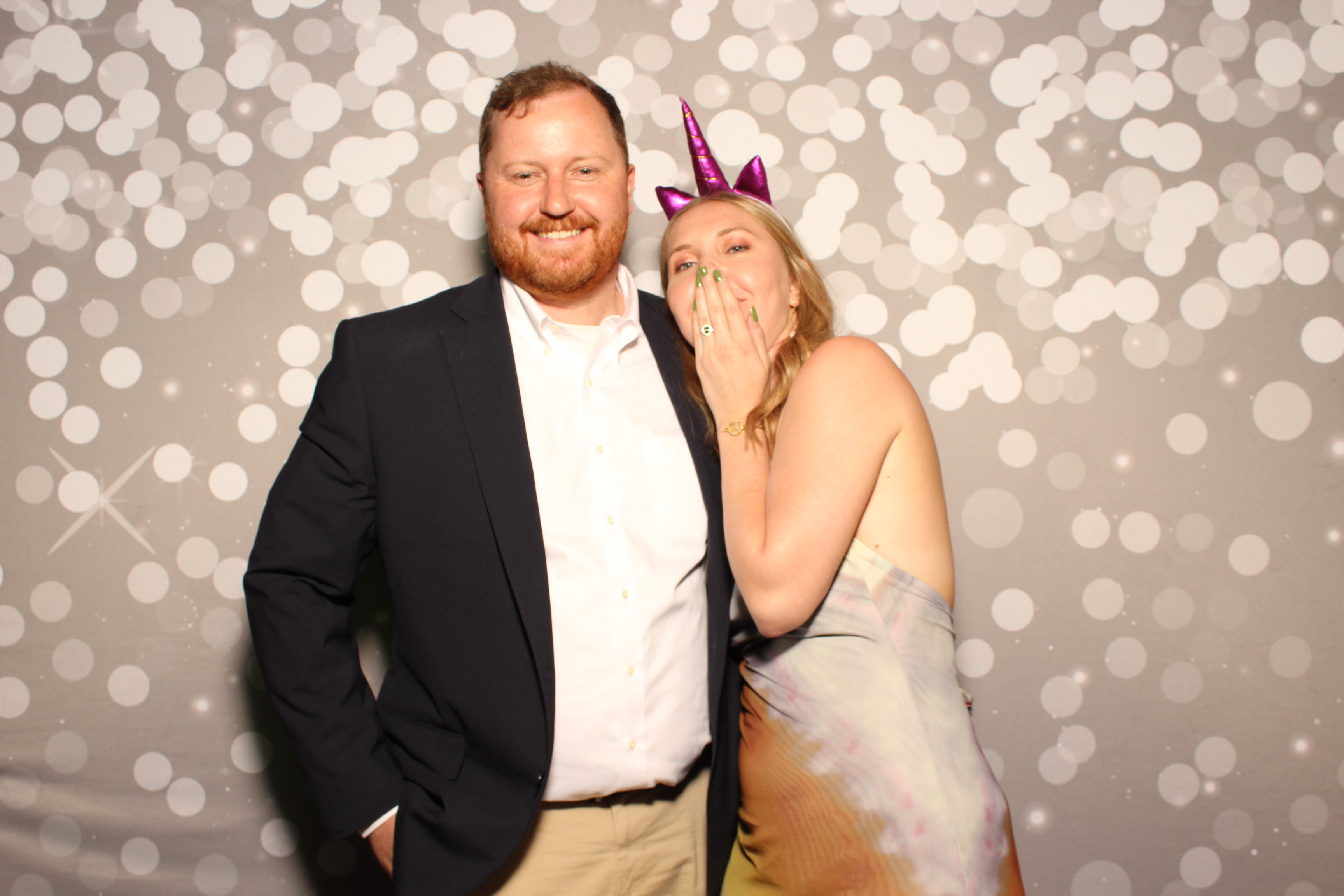 Joe & Grace | View more photos from the event at gallery.photoboothcincy.com/u/PhotoBoothCincy/Joe-Grace
