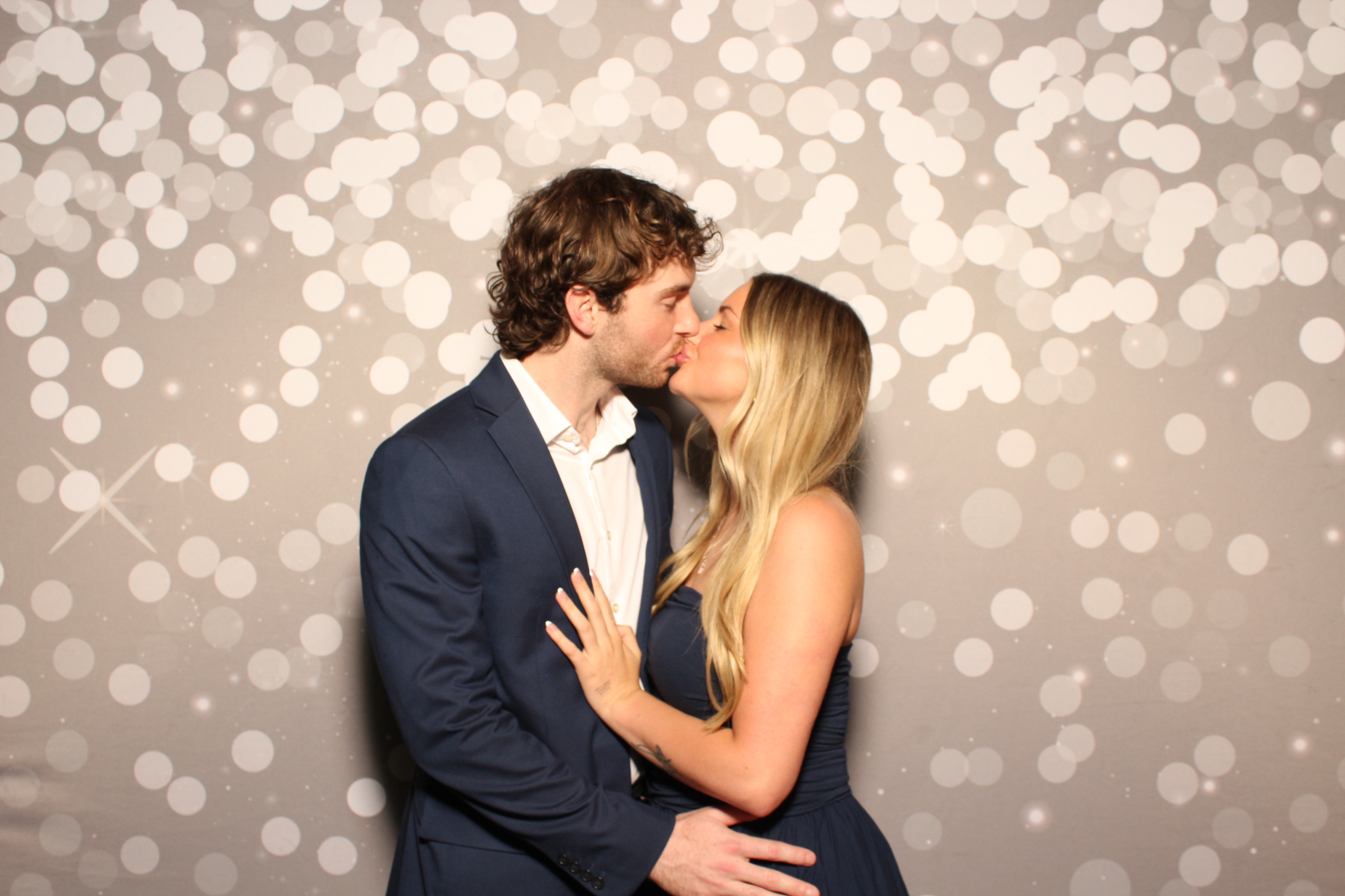 Joe & Grace | View more photos from the event at gallery.photoboothcincy.com/u/PhotoBoothCincy/Joe-Grace