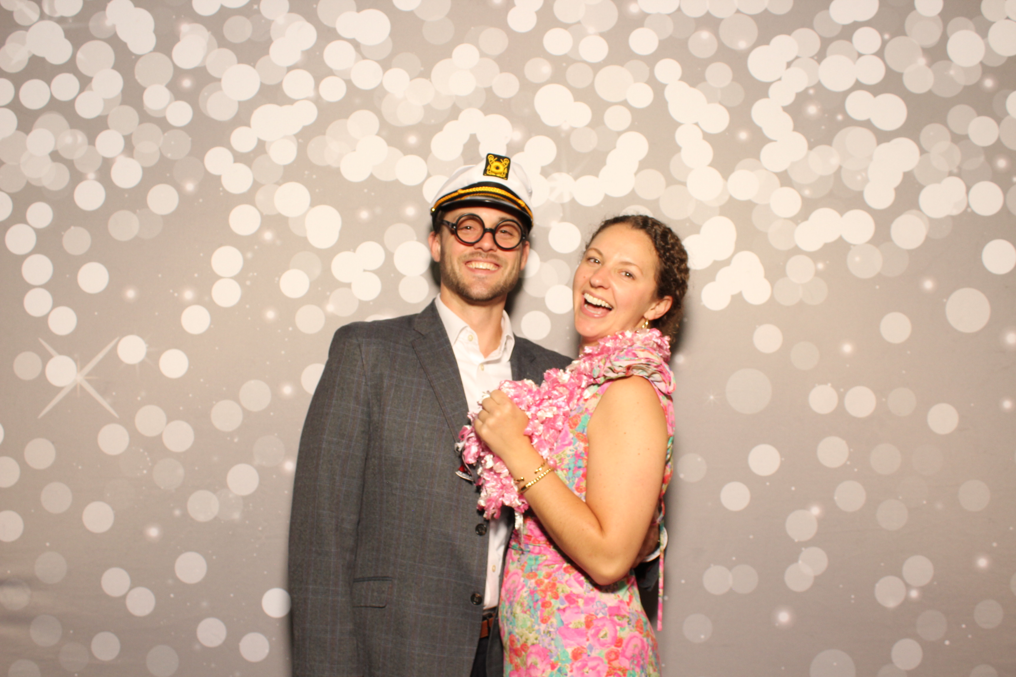 Joe & Grace | View more photos from the event at gallery.photoboothcincy.com/u/PhotoBoothCincy/Joe-Grace