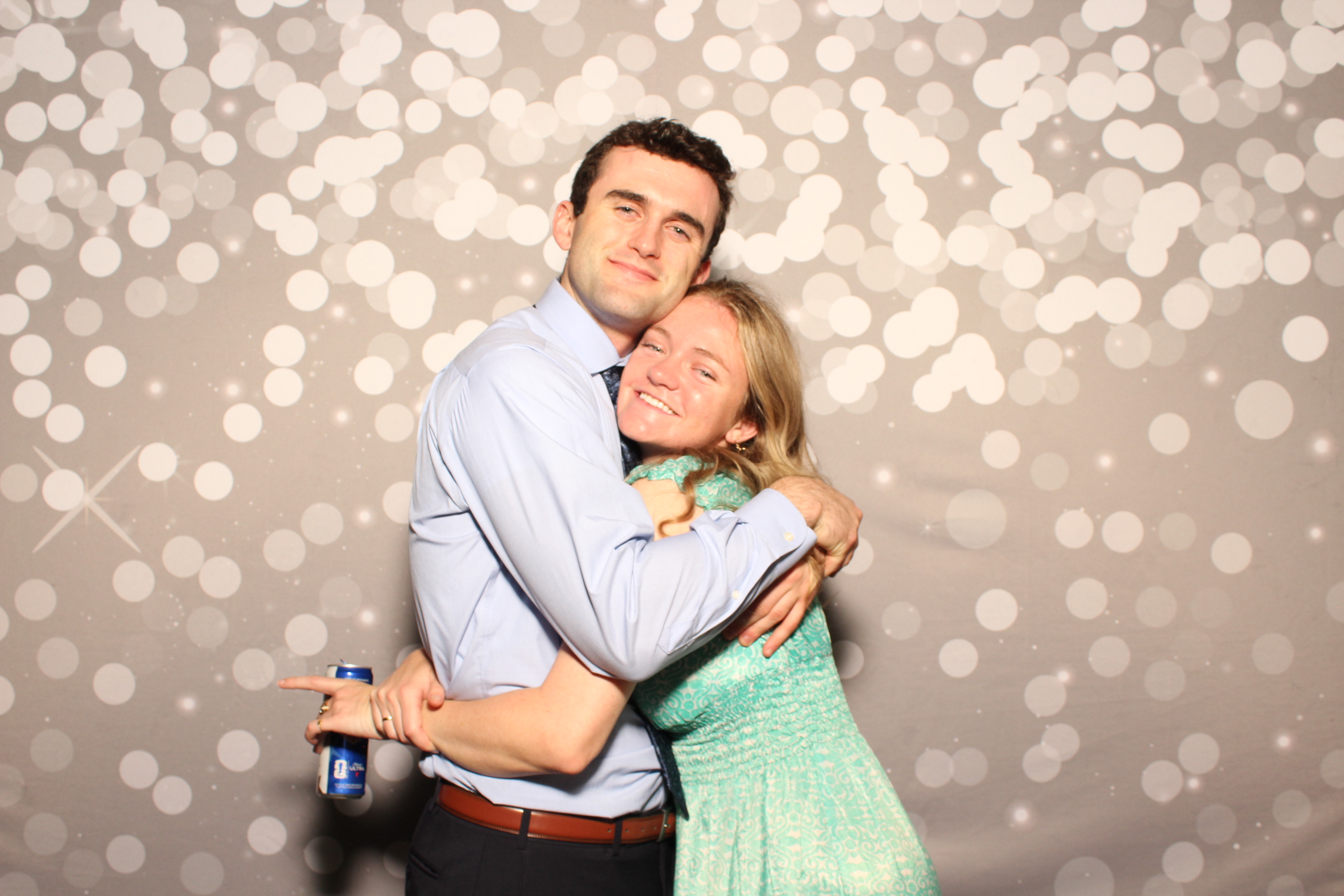 Joe & Grace | View more photos from the event at gallery.photoboothcincy.com/u/PhotoBoothCincy/Joe-Grace