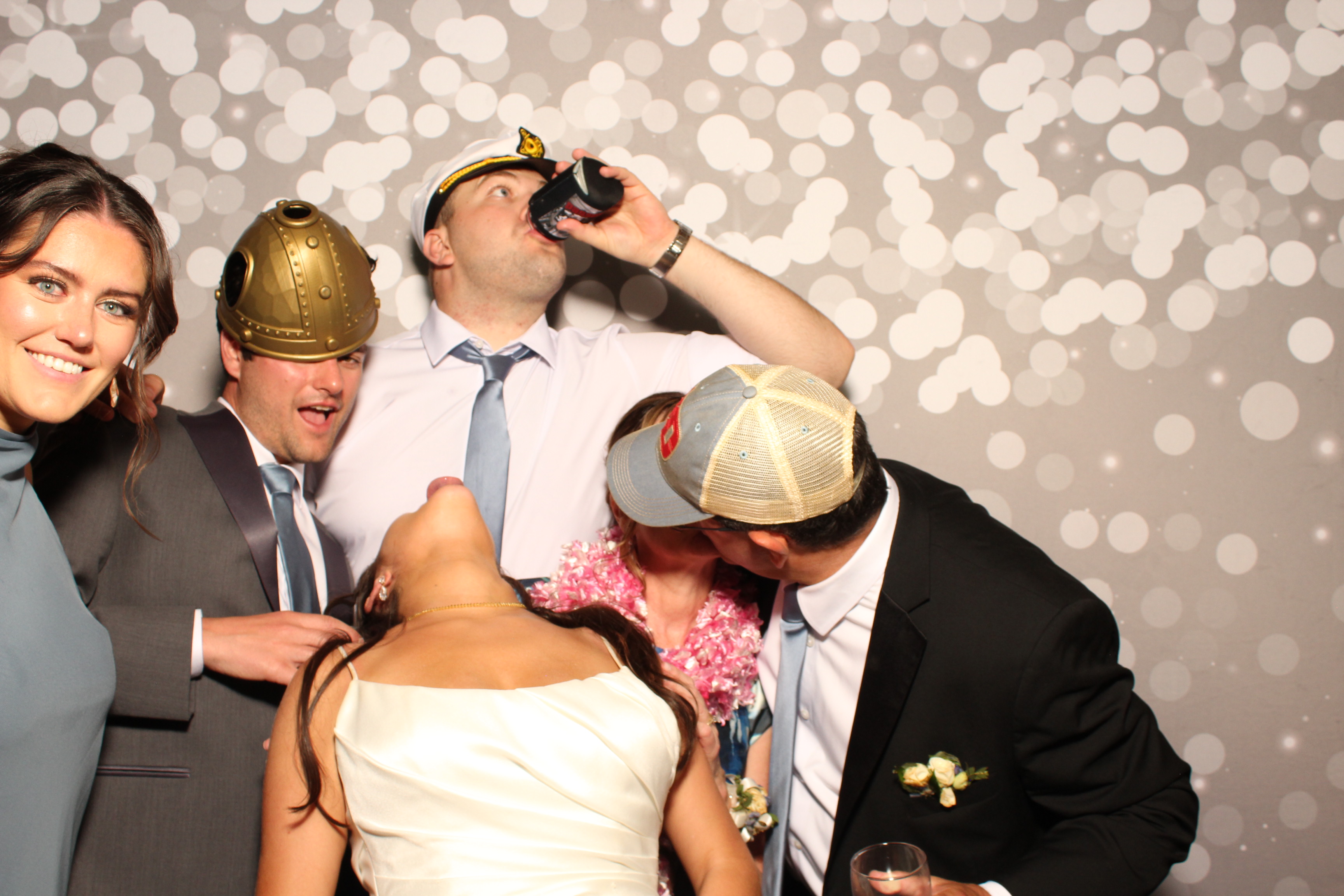 Joe & Grace | View more photos from the event at gallery.photoboothcincy.com/u/PhotoBoothCincy/Joe-Grace