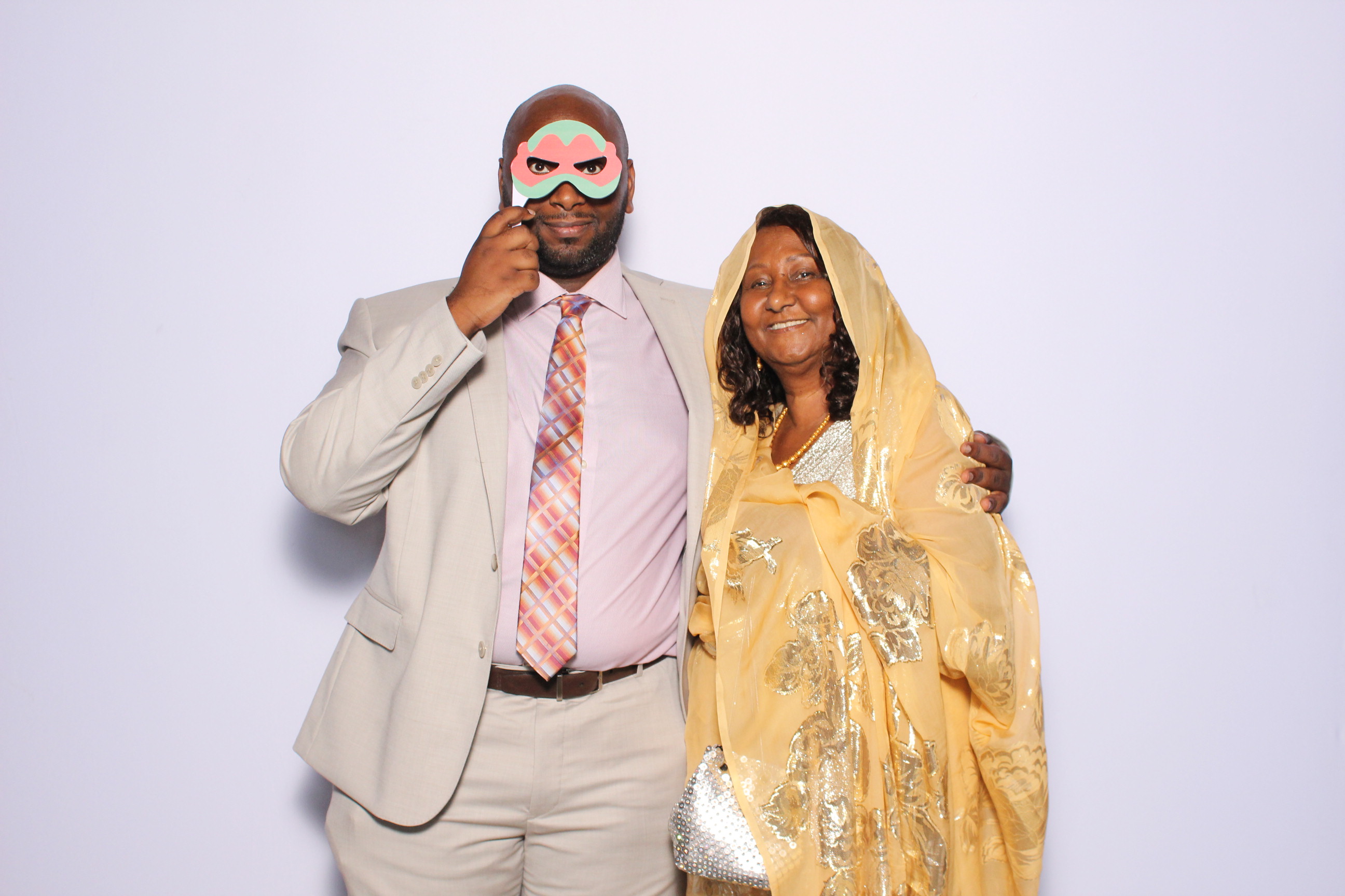 Joz & Naz | View more photos from the event at gallery.photoboothcincy.com/u/PhotoBoothCincy/Joz-Naz