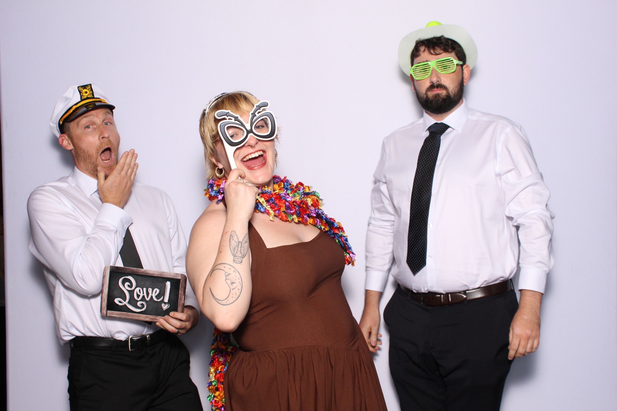 Joz & Naz | View more photos from the event at gallery.photoboothcincy.com/u/PhotoBoothCincy/Joz-Naz