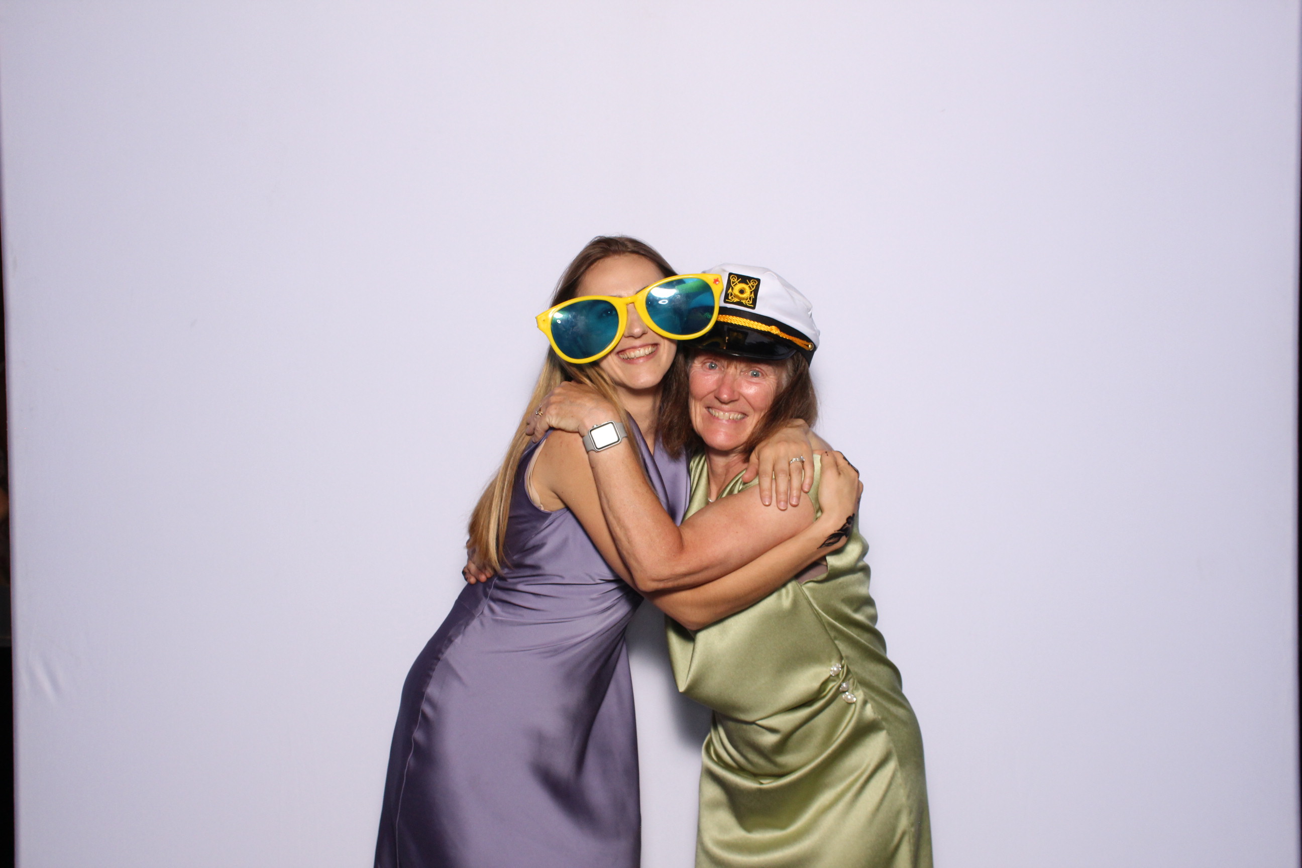 Joz & Naz | View more photos from the event at gallery.photoboothcincy.com/u/PhotoBoothCincy/Joz-Naz
