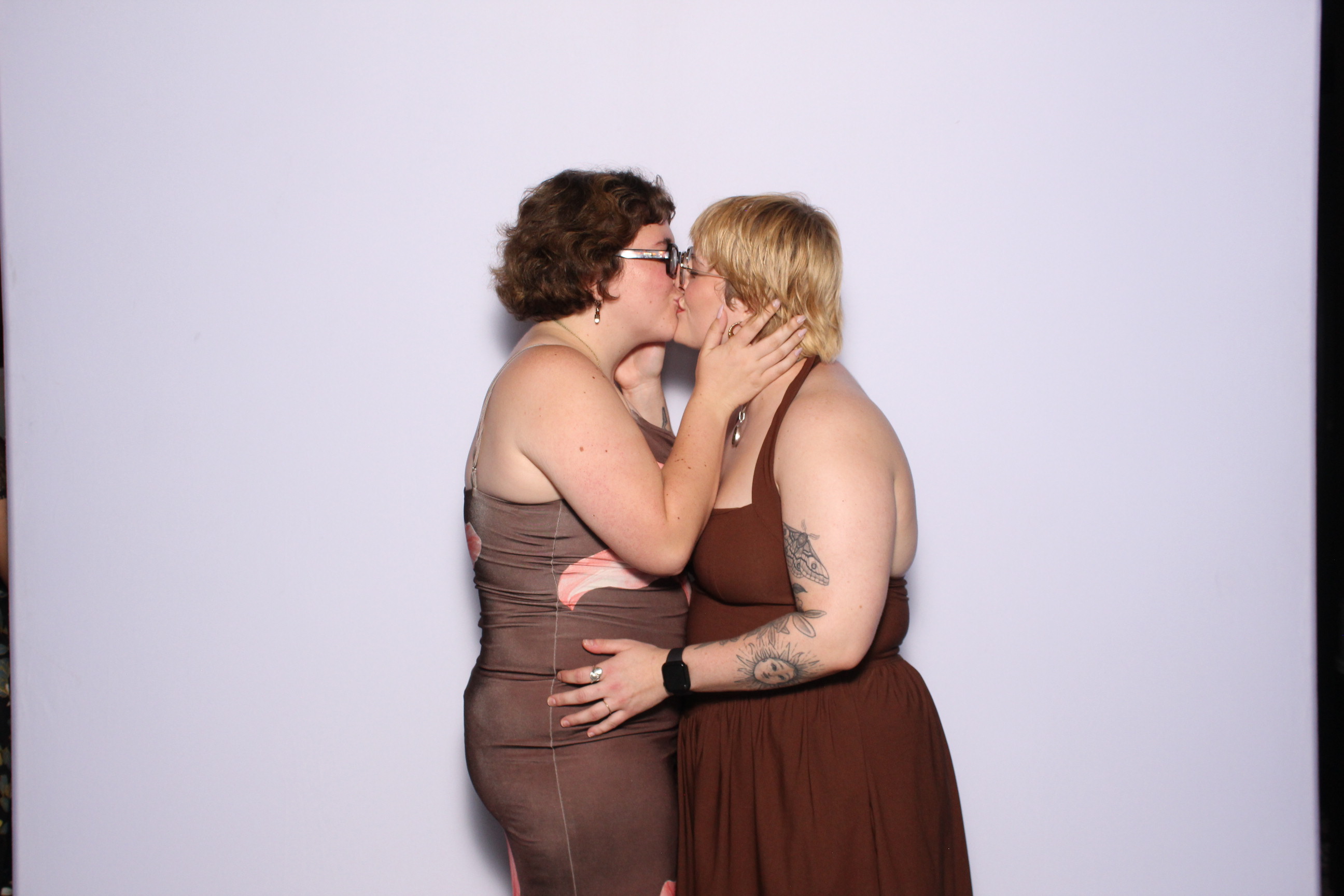 Joz & Naz | View more photos from the event at gallery.photoboothcincy.com/u/PhotoBoothCincy/Joz-Naz