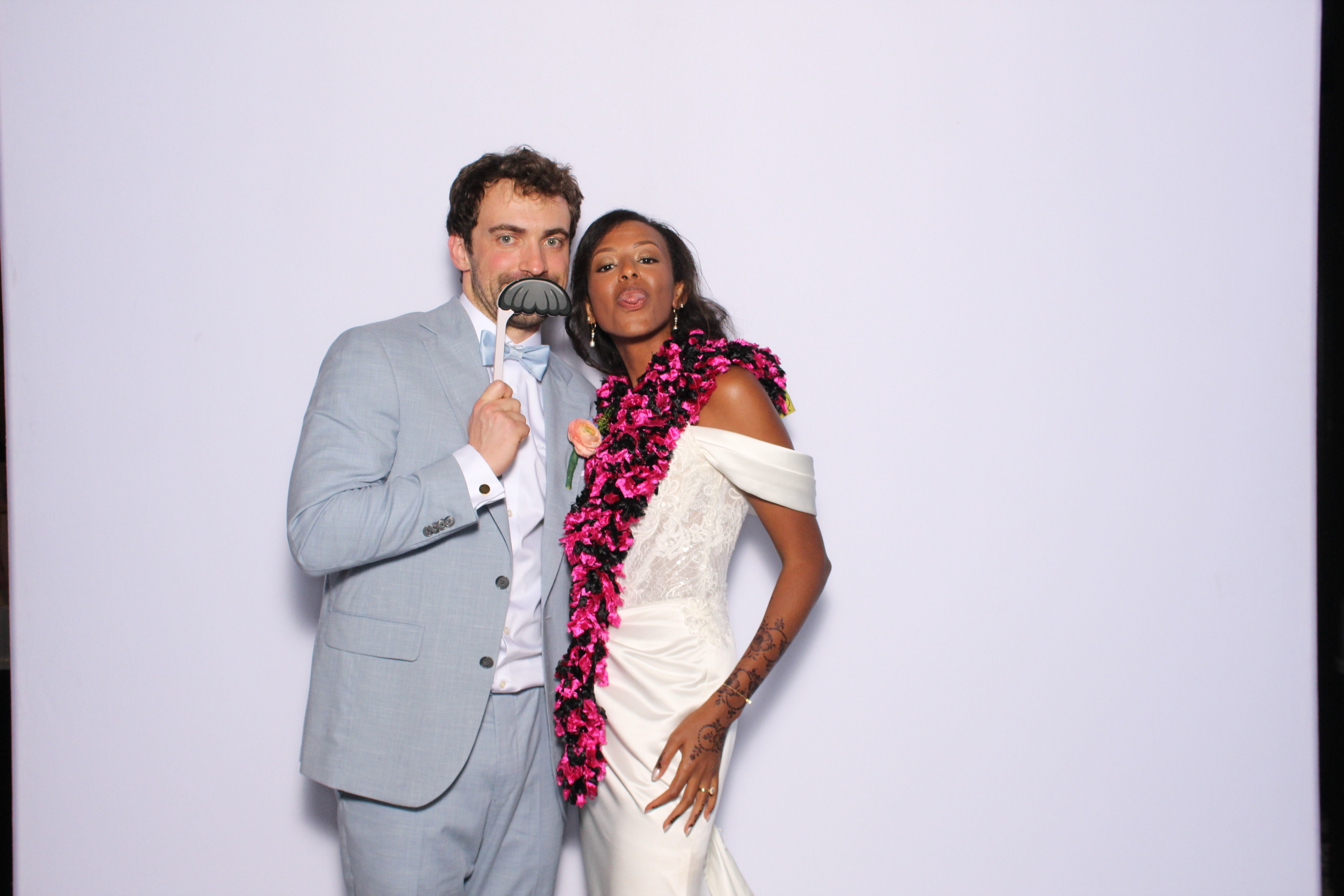 Joz & Naz | View more photos from the event at gallery.photoboothcincy.com/u/PhotoBoothCincy/Joz-Naz