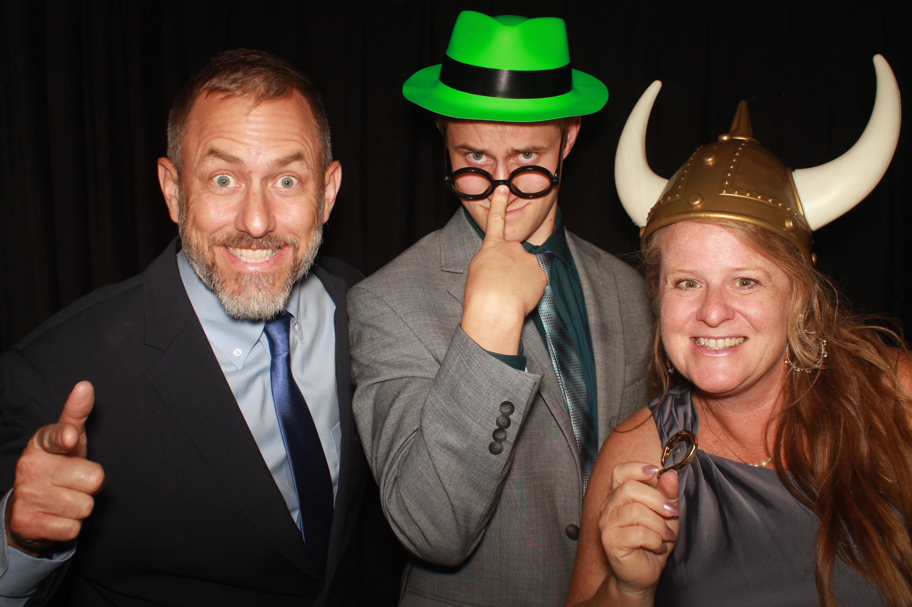 Julia & Jeremy's Wedding!! | View more photos from the event at gallery.photoboothcincy.com/u/PhotoBoothCincy/Julia-Jeremys-Wedding