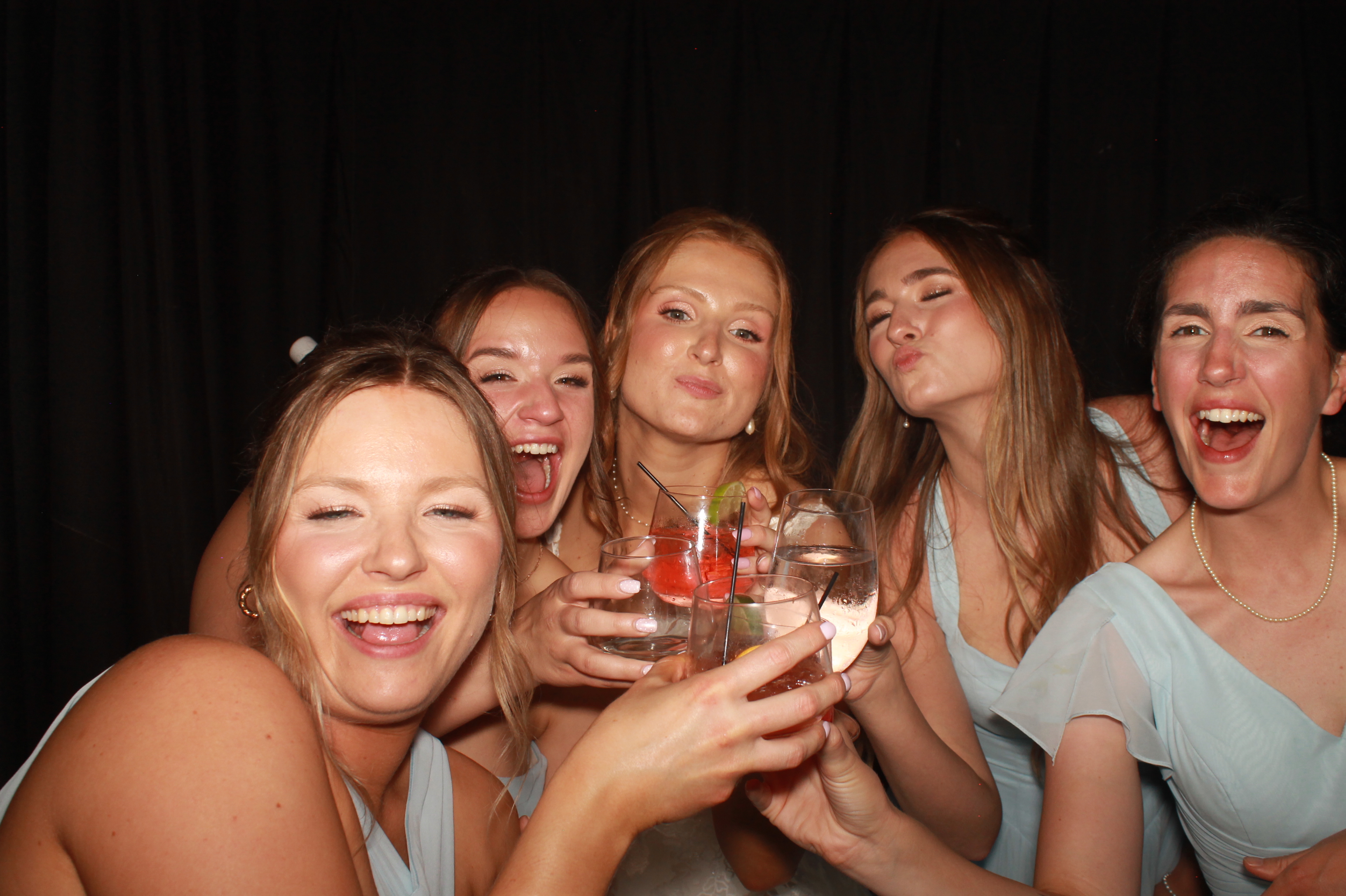Julia & Jeremy's Wedding!! | View more photos from the event at gallery.photoboothcincy.com/u/PhotoBoothCincy/Julia-Jeremys-Wedding