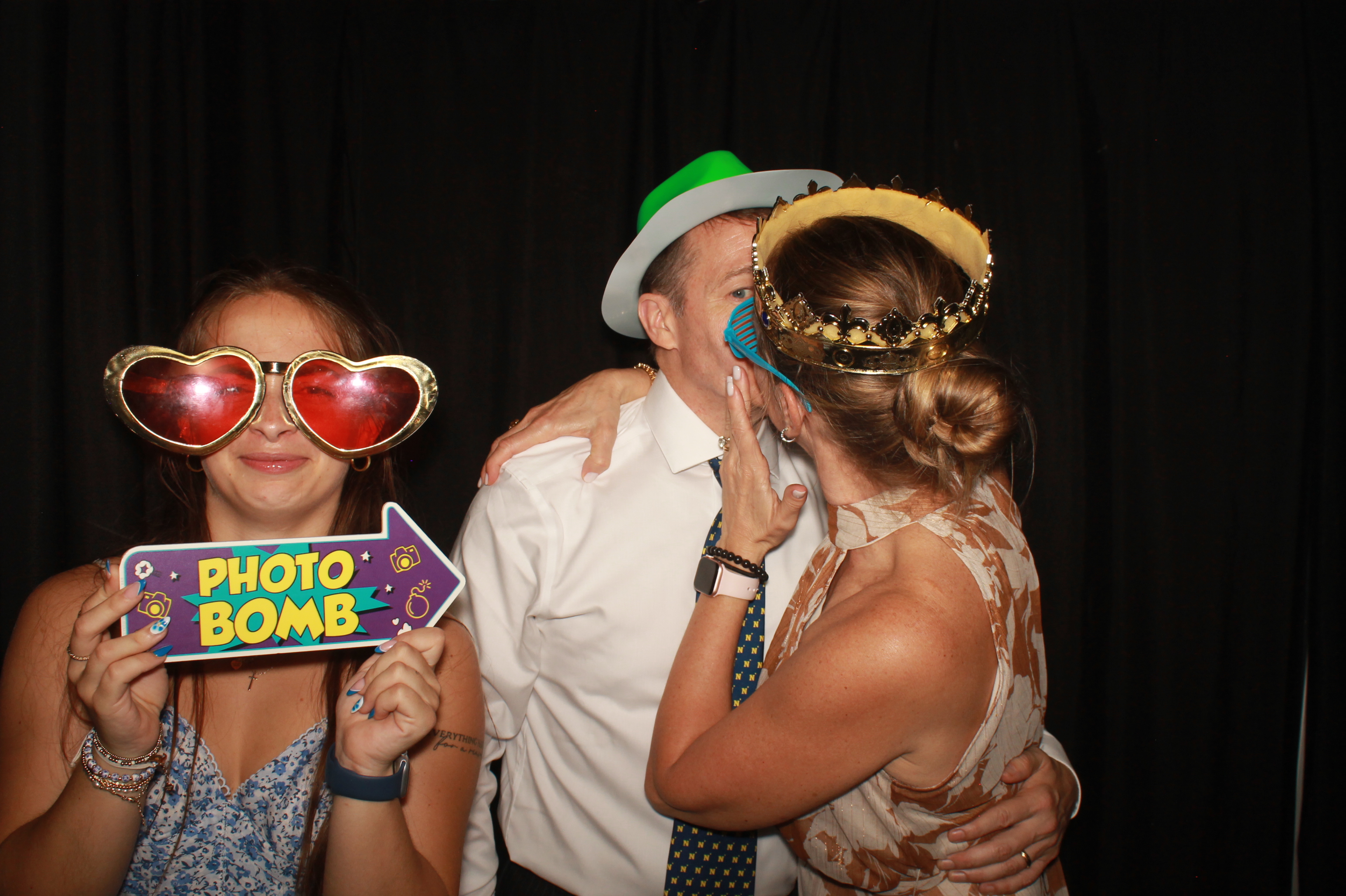 Julia & Jeremy's Wedding!! | View more photos from the event at gallery.photoboothcincy.com/u/PhotoBoothCincy/Julia-Jeremys-Wedding