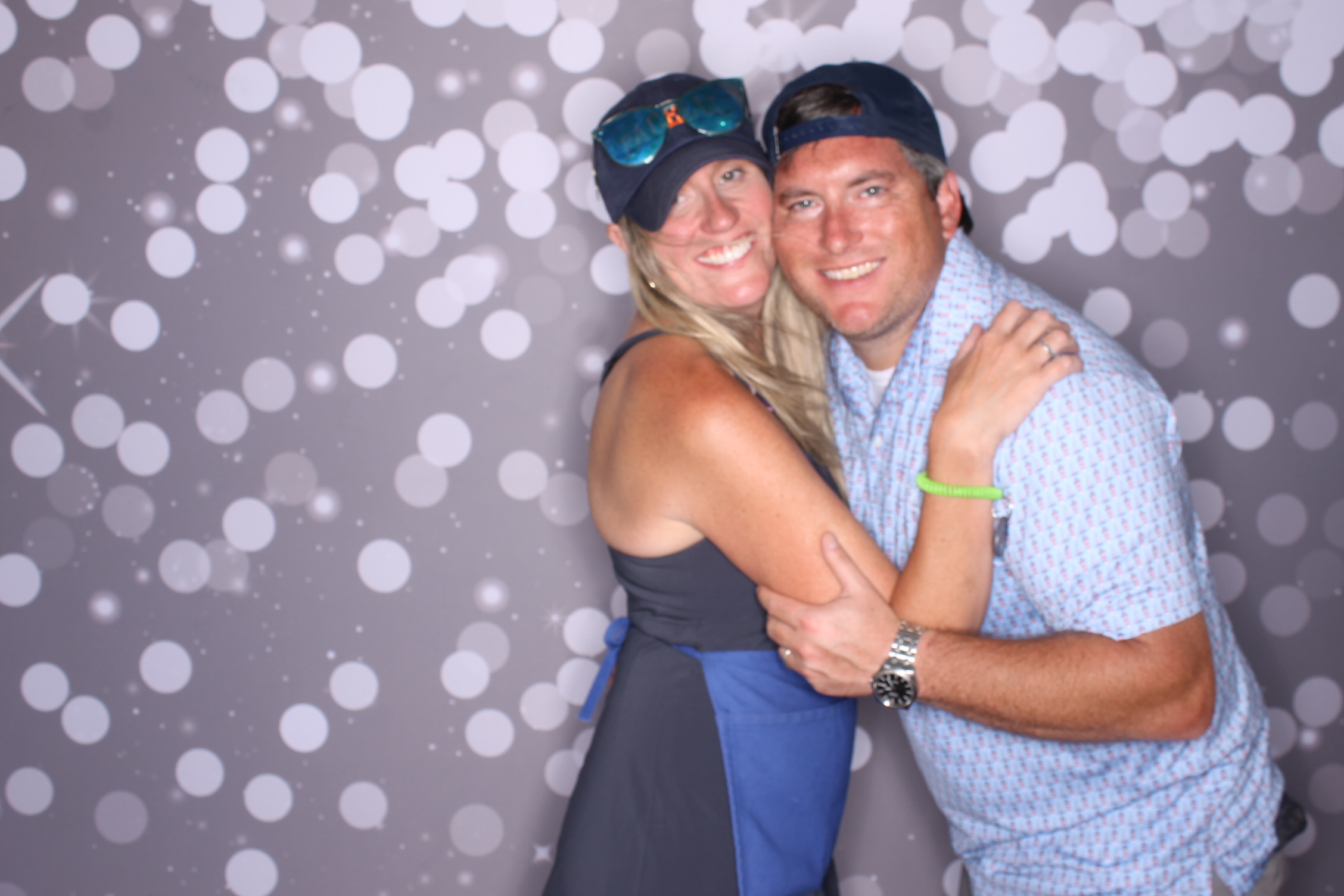 JuneFest | View more photos from the event at gallery.photoboothcincy.com/u/PhotoBoothCincy/JuneFest