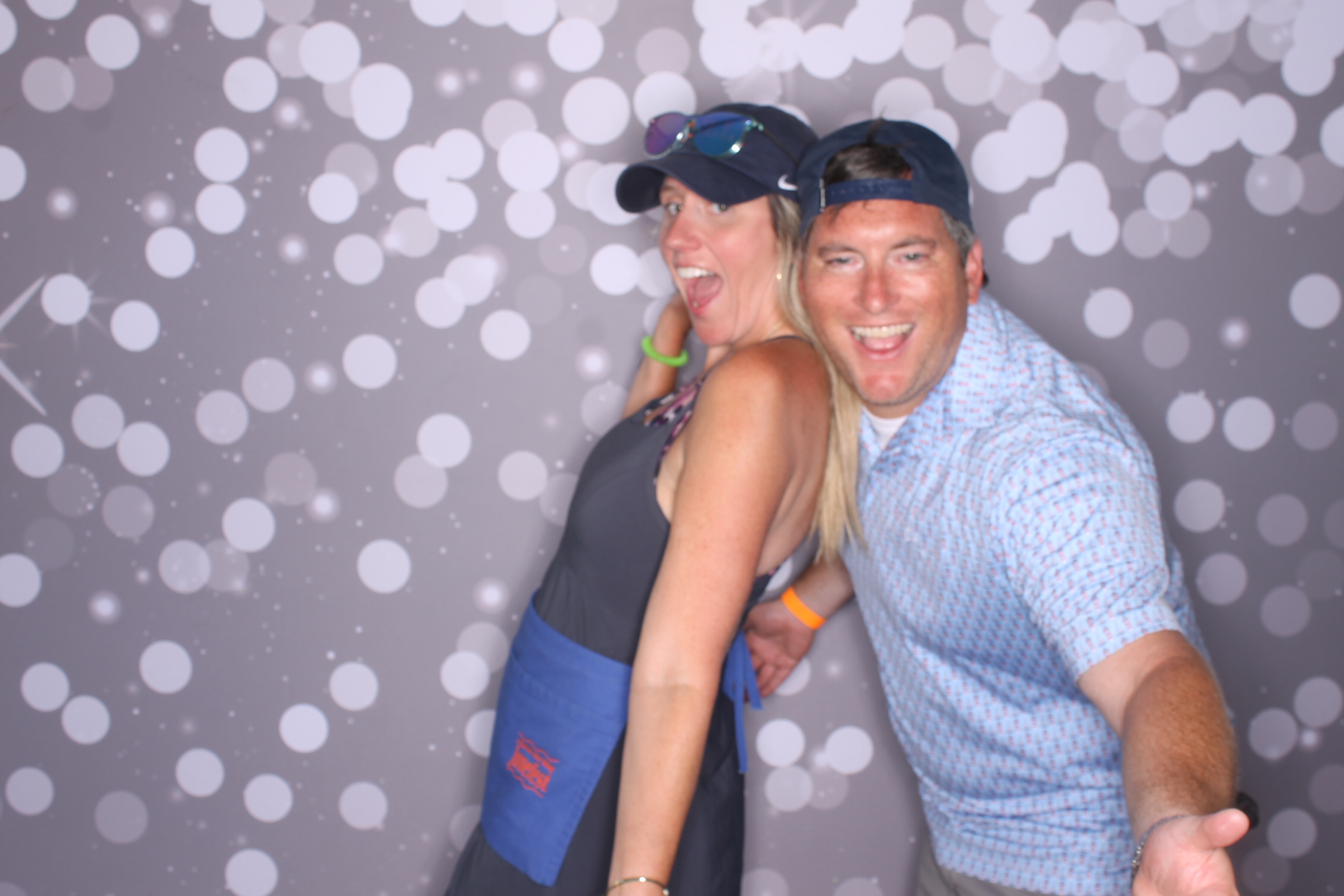 JuneFest | View more photos from the event at gallery.photoboothcincy.com/u/PhotoBoothCincy/JuneFest