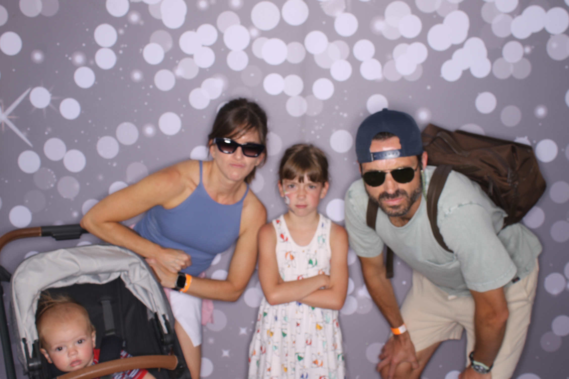 JuneFest | View more photos from the event at gallery.photoboothcincy.com/u/PhotoBoothCincy/JuneFest