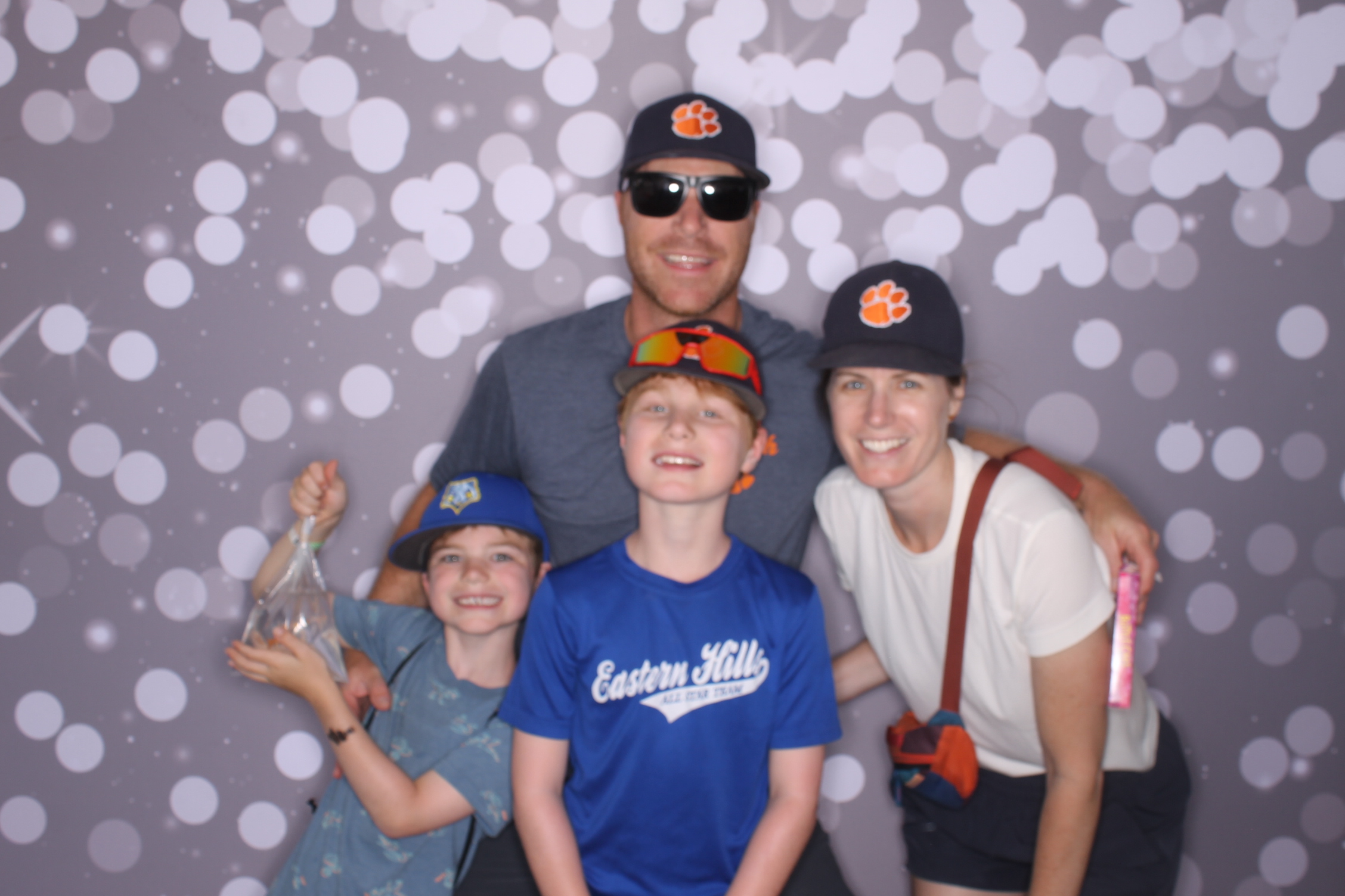 JuneFest | View more photos from the event at gallery.photoboothcincy.com/u/PhotoBoothCincy/JuneFest