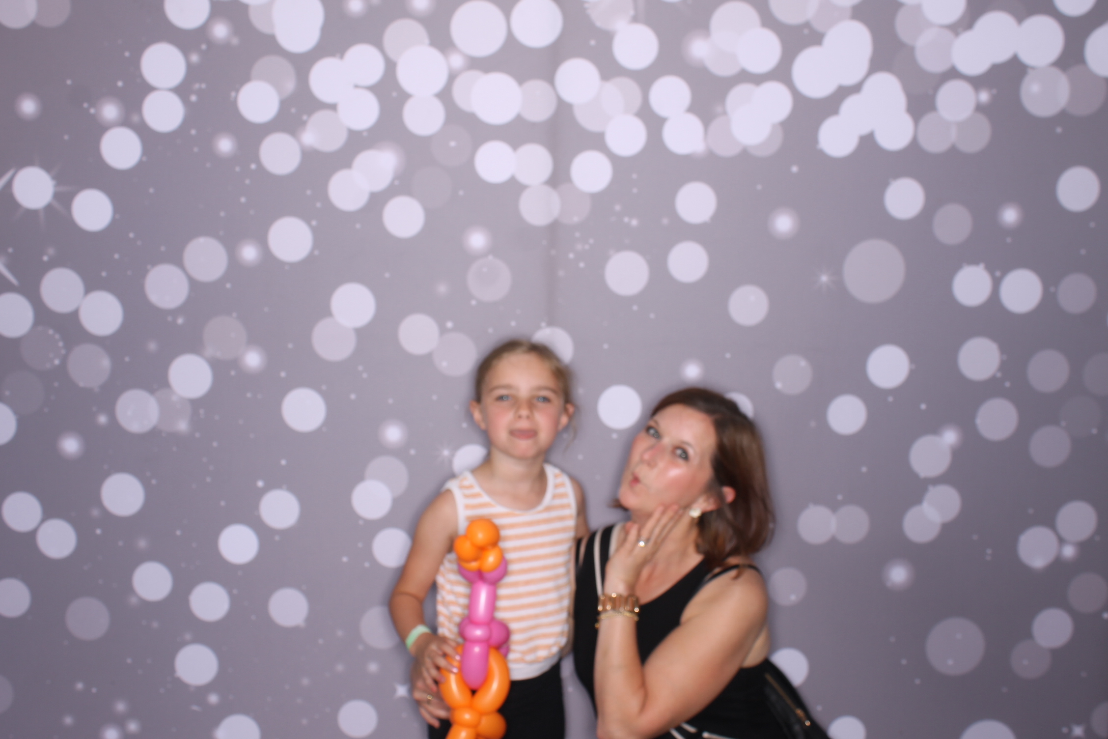 JuneFest | View more photos from the event at gallery.photoboothcincy.com/u/PhotoBoothCincy/JuneFest