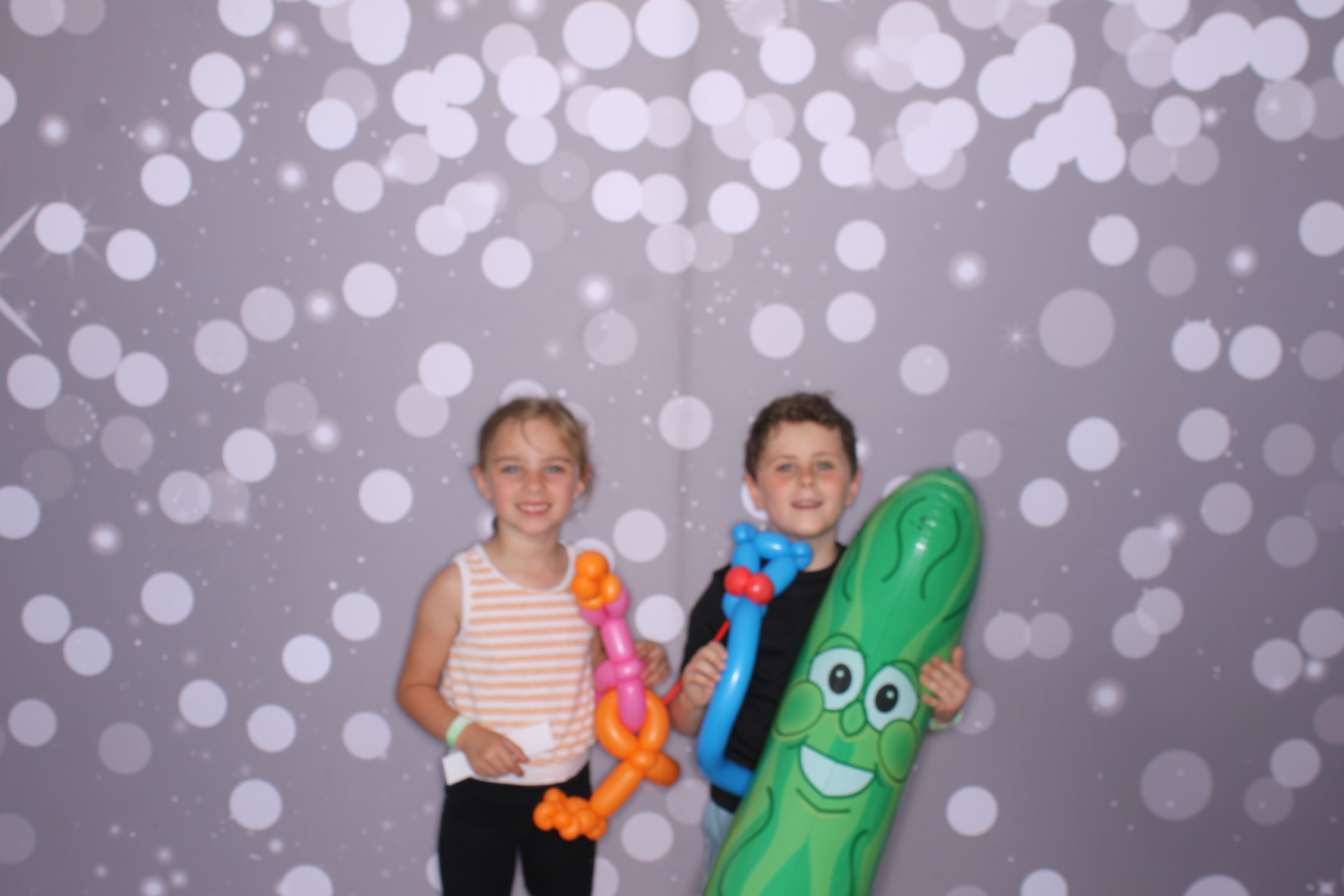 JuneFest | View more photos from the event at gallery.photoboothcincy.com/u/PhotoBoothCincy/JuneFest