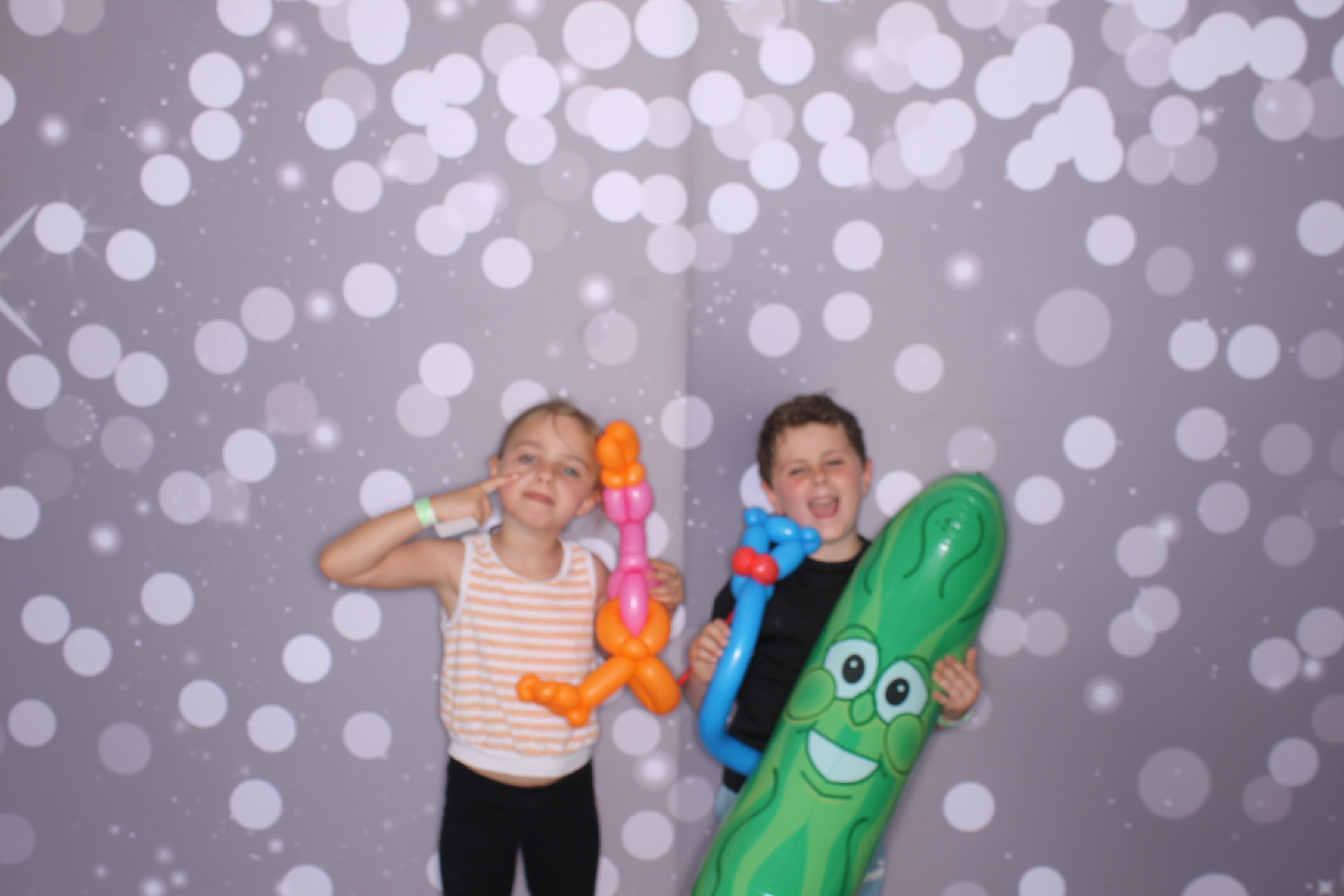 JuneFest | View more photos from the event at gallery.photoboothcincy.com/u/PhotoBoothCincy/JuneFest