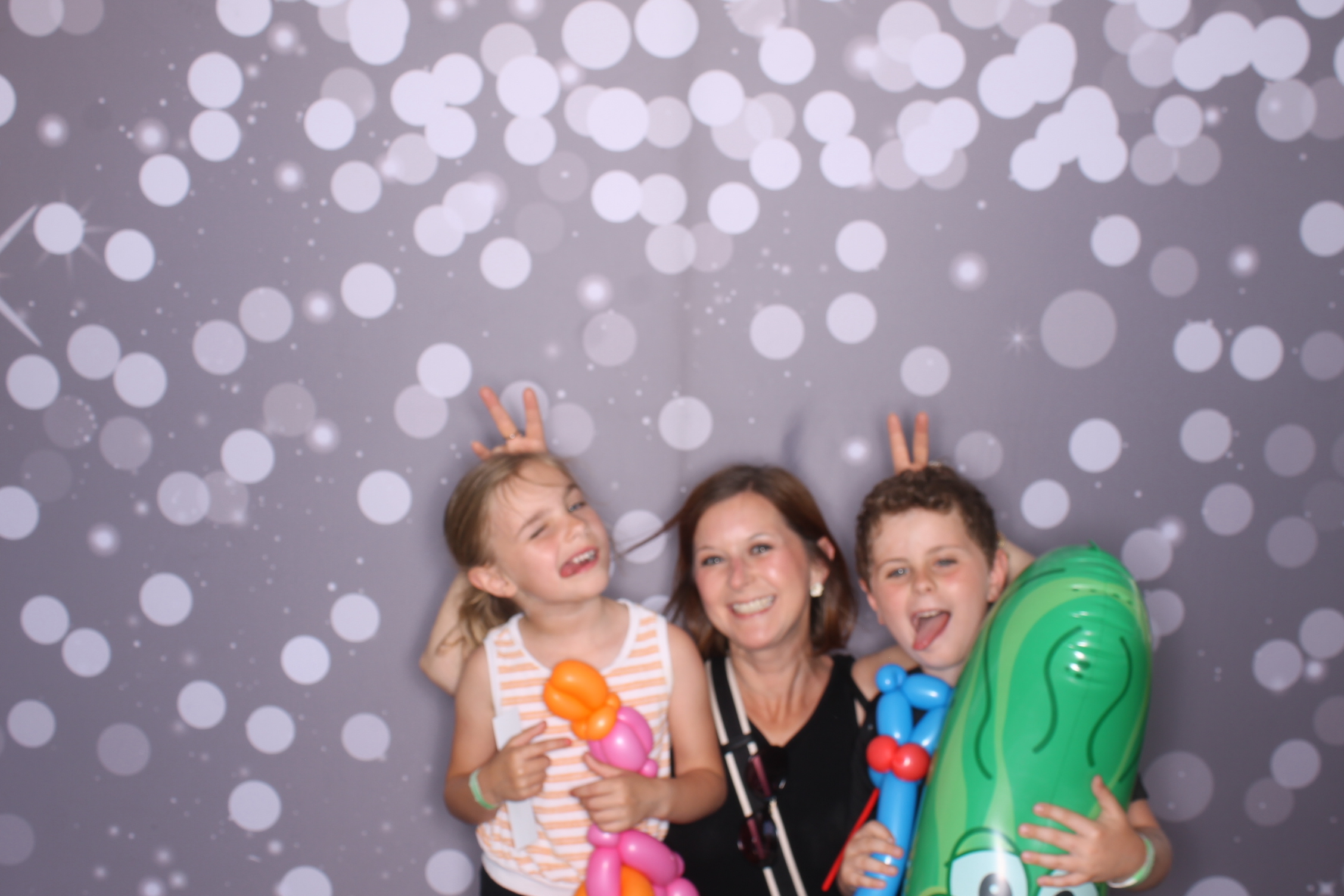 JuneFest | View more photos from the event at gallery.photoboothcincy.com/u/PhotoBoothCincy/JuneFest