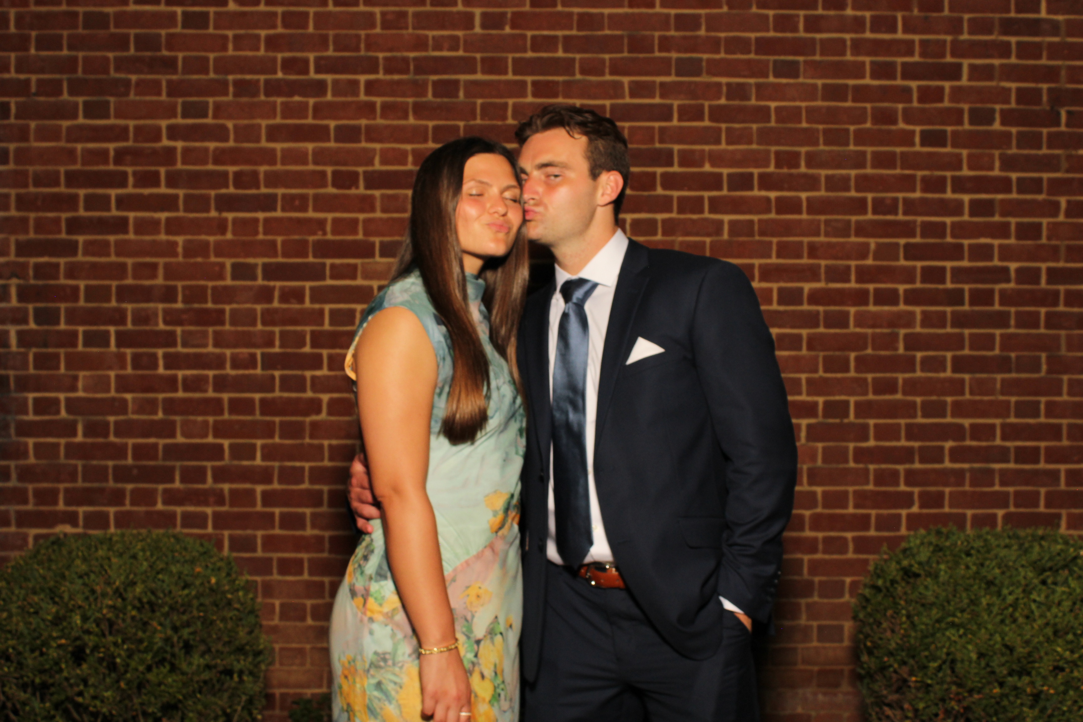 Justin & Payton | View more photos from the event at gallery.photoboothcincy.com/u/PhotoBoothCincy/Justin-Payton