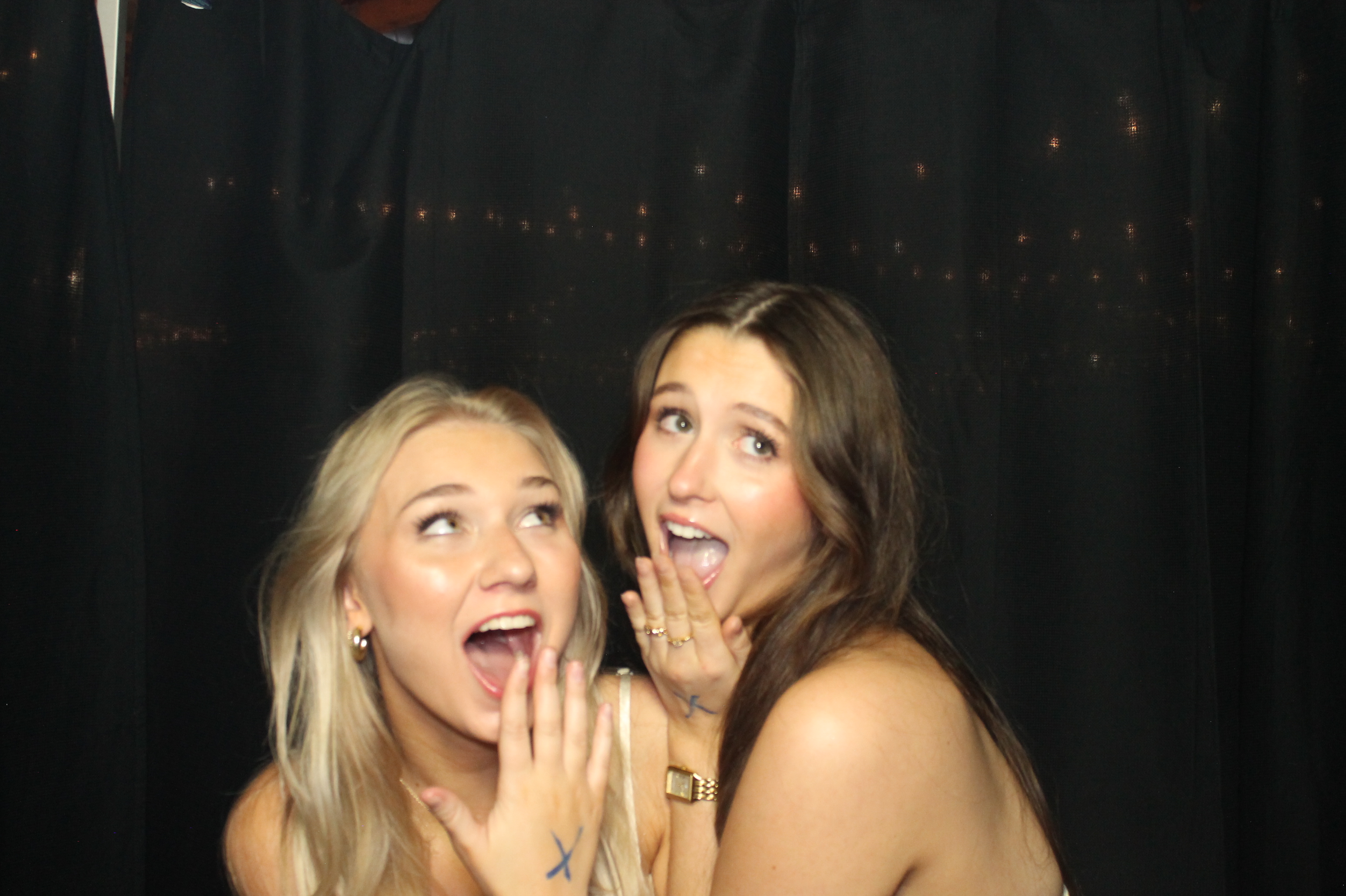 Kappa Alpha Theta Formal | View more photos from the event at gallery.photoboothcincy.com/u/PhotoBoothCincy/Kappa-Alpha-Theta-Formal-0